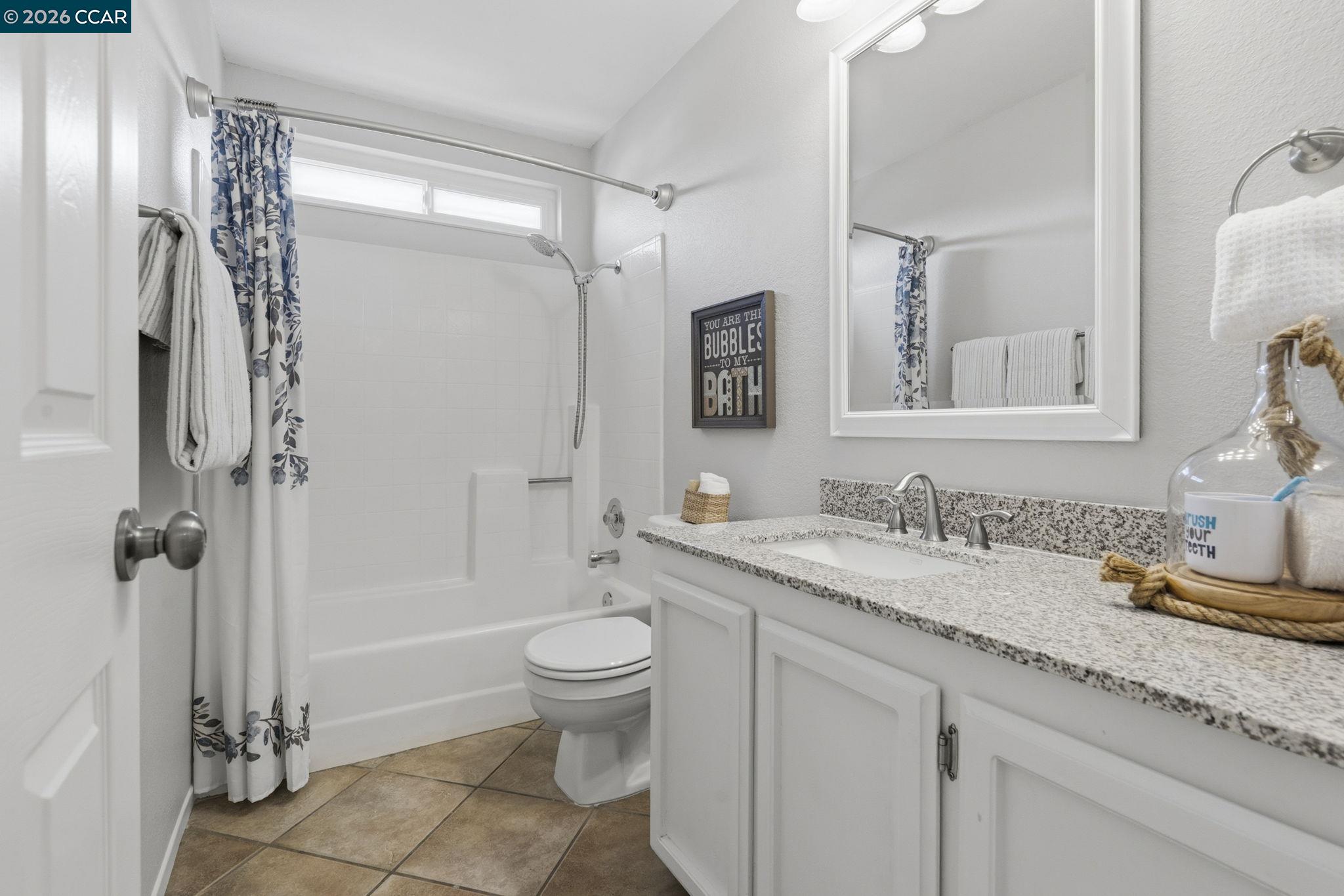 572 Shannon Dr, Vacaville CA 95688 — photo 38