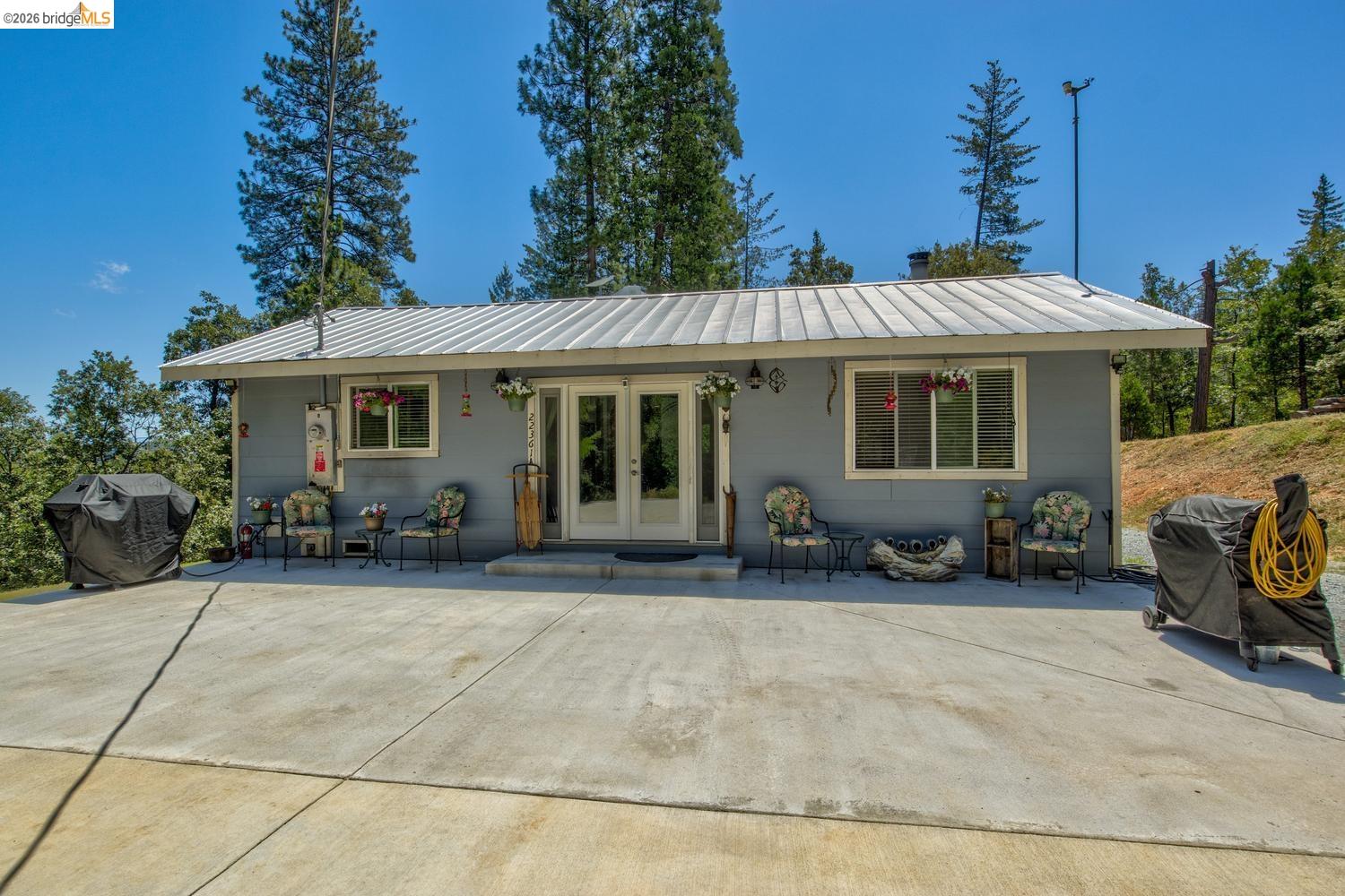 22361 Hells Hollow Rd. S., Groveland CA 95321 — photo 4