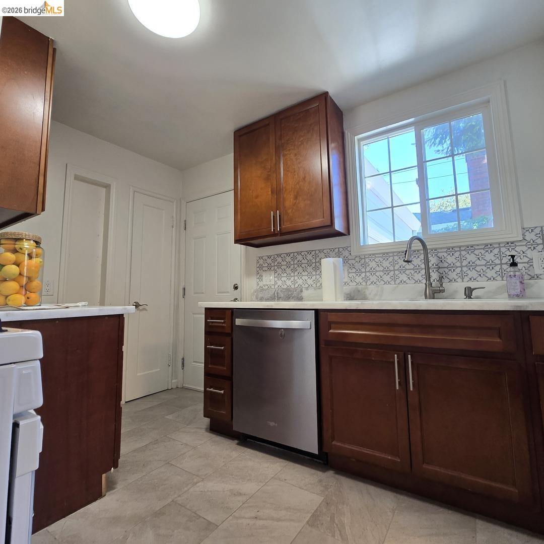 241 Humboldt ST, San Rafael CA 94901 — photo 14