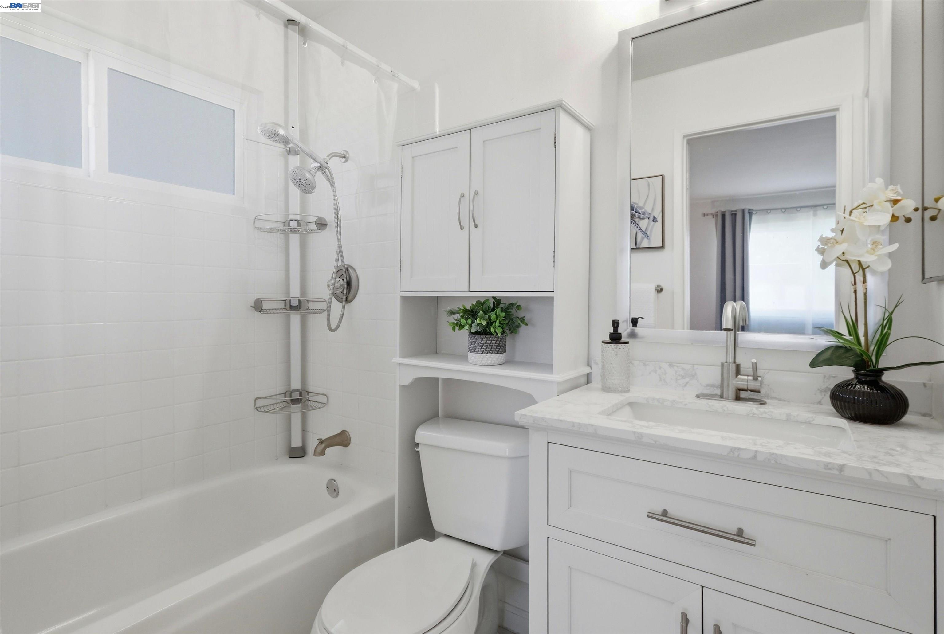 Photo #15: 41138587 Listing: Photo #15