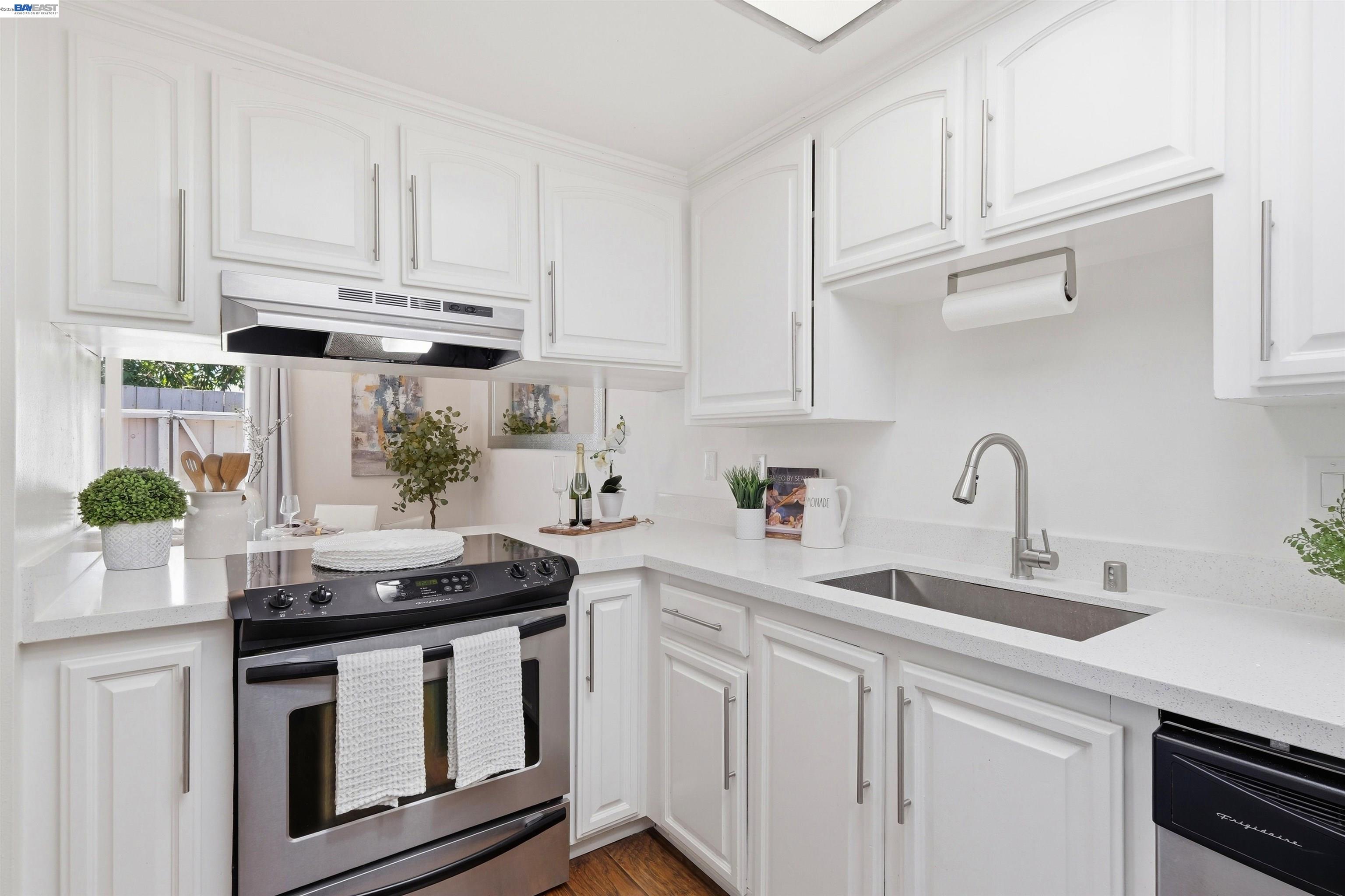 Photo #8: 41138587 Listing: Photo #8