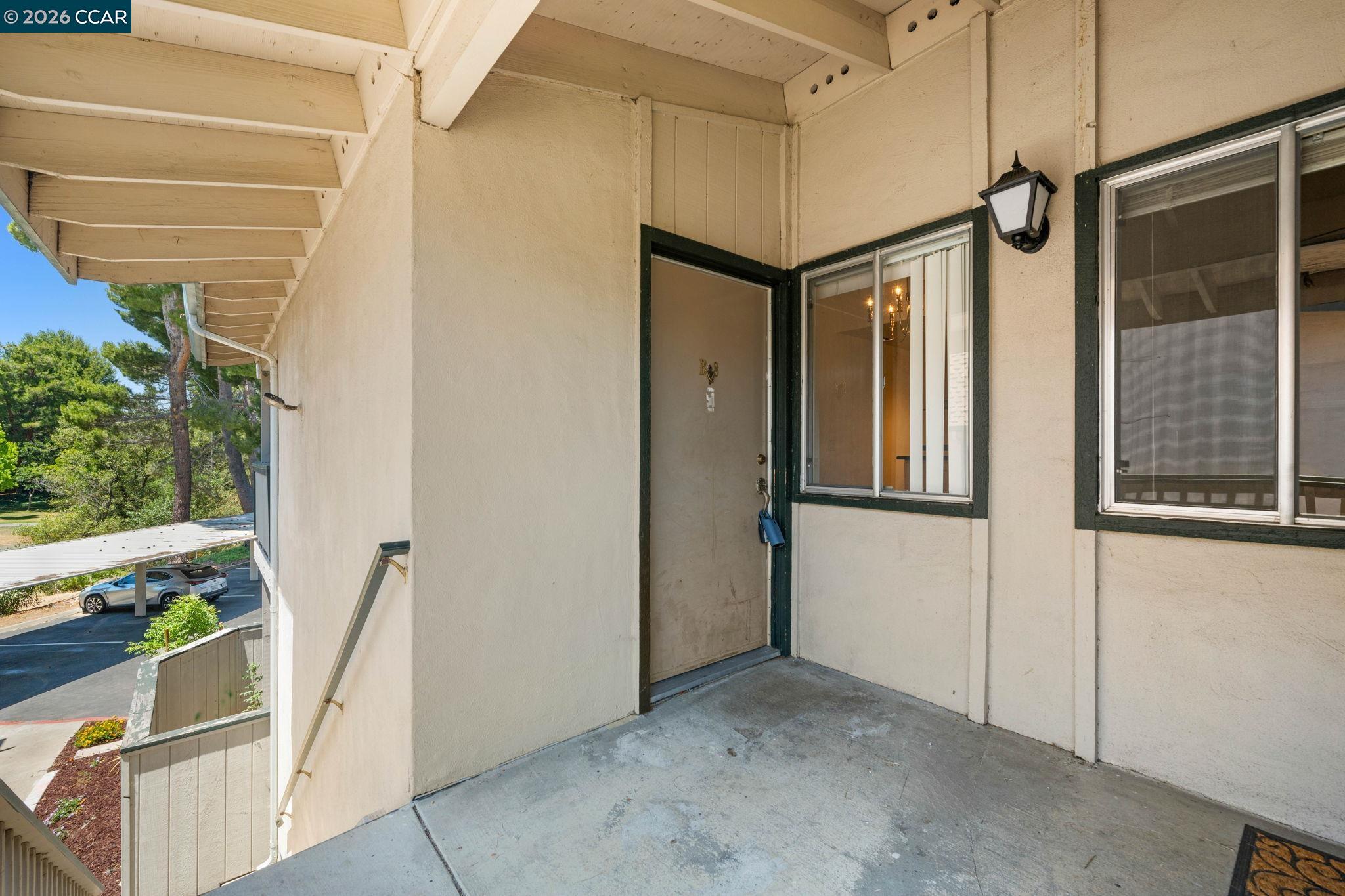 Photo #2: 41138589 Listing: Photo #2