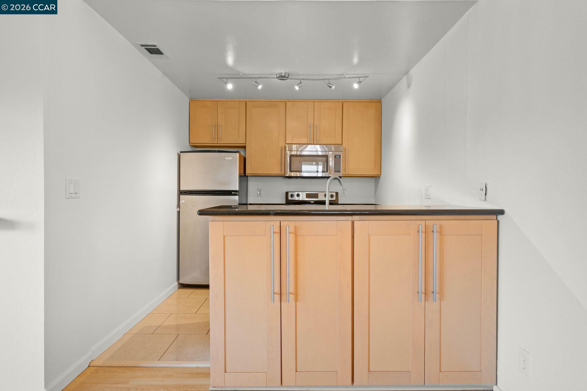 Photo #7: 41138589 Listing: Photo #7