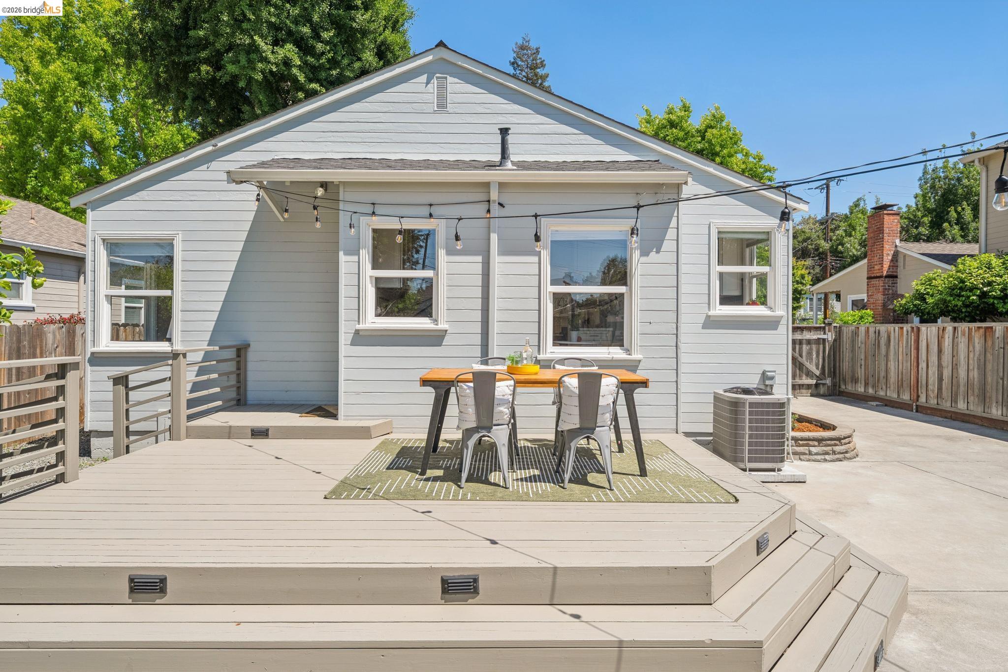 264 MARLOW DRIVE, Oakland CA 94605 — photo 49