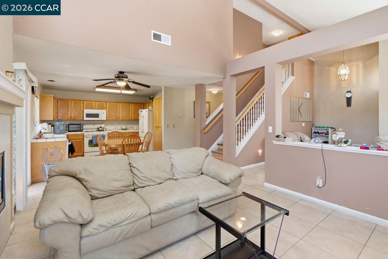 897 Sapphire Cir, Vacaville CA 95687 — photo 10