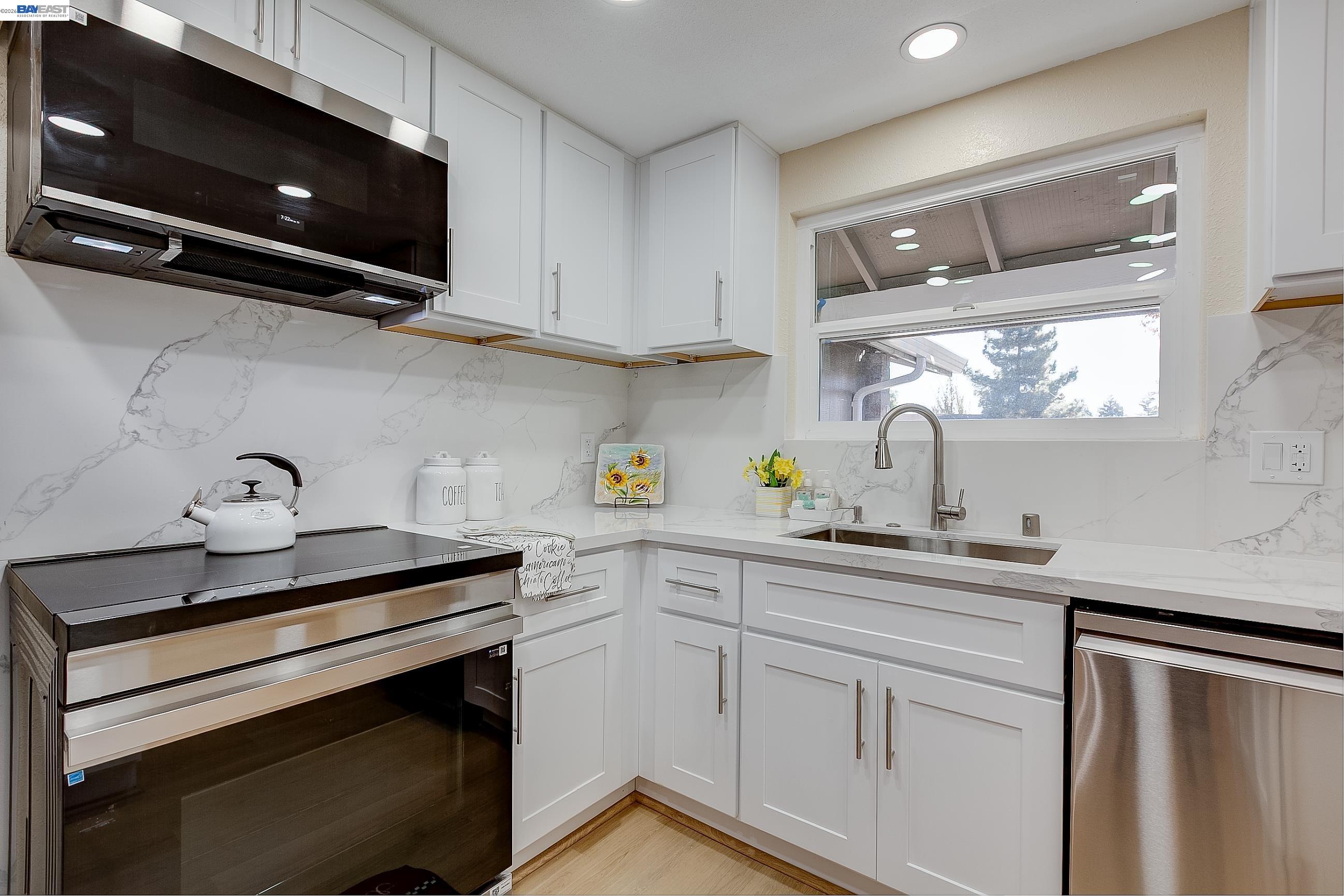 34312 CORNWALLIS CT, Fremont CA 94555 — photo 23