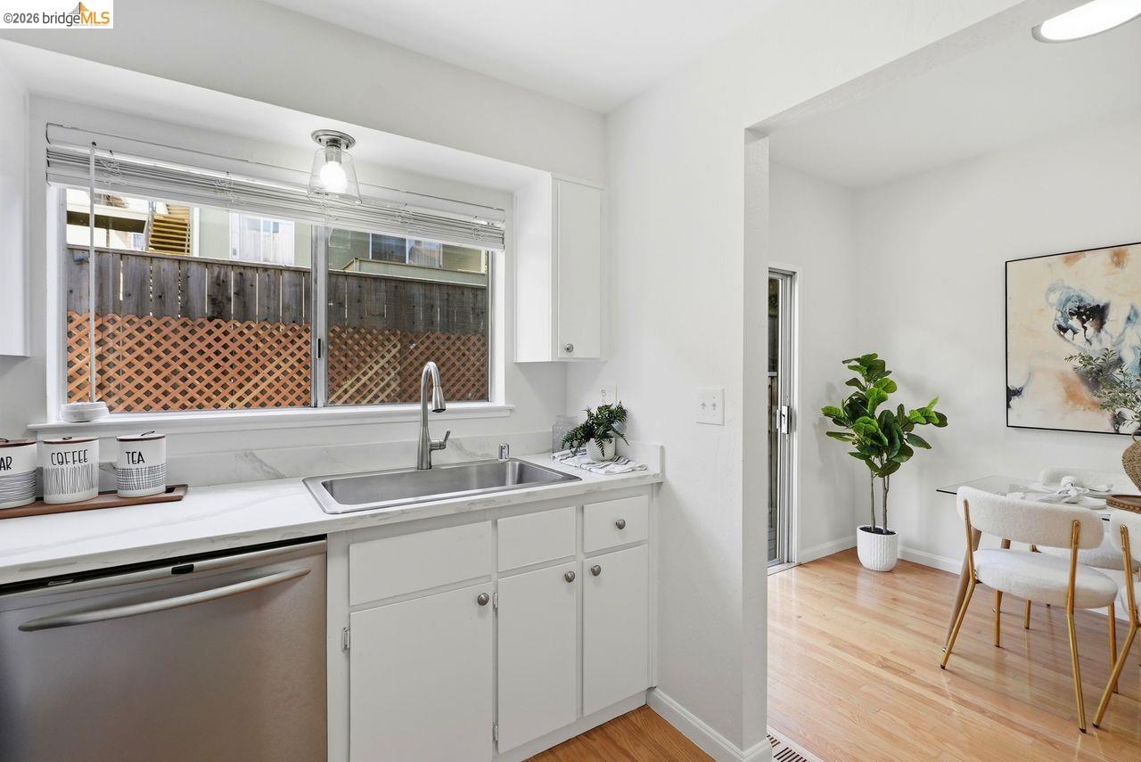 Photo #9: 41138611 Listing: Photo #9