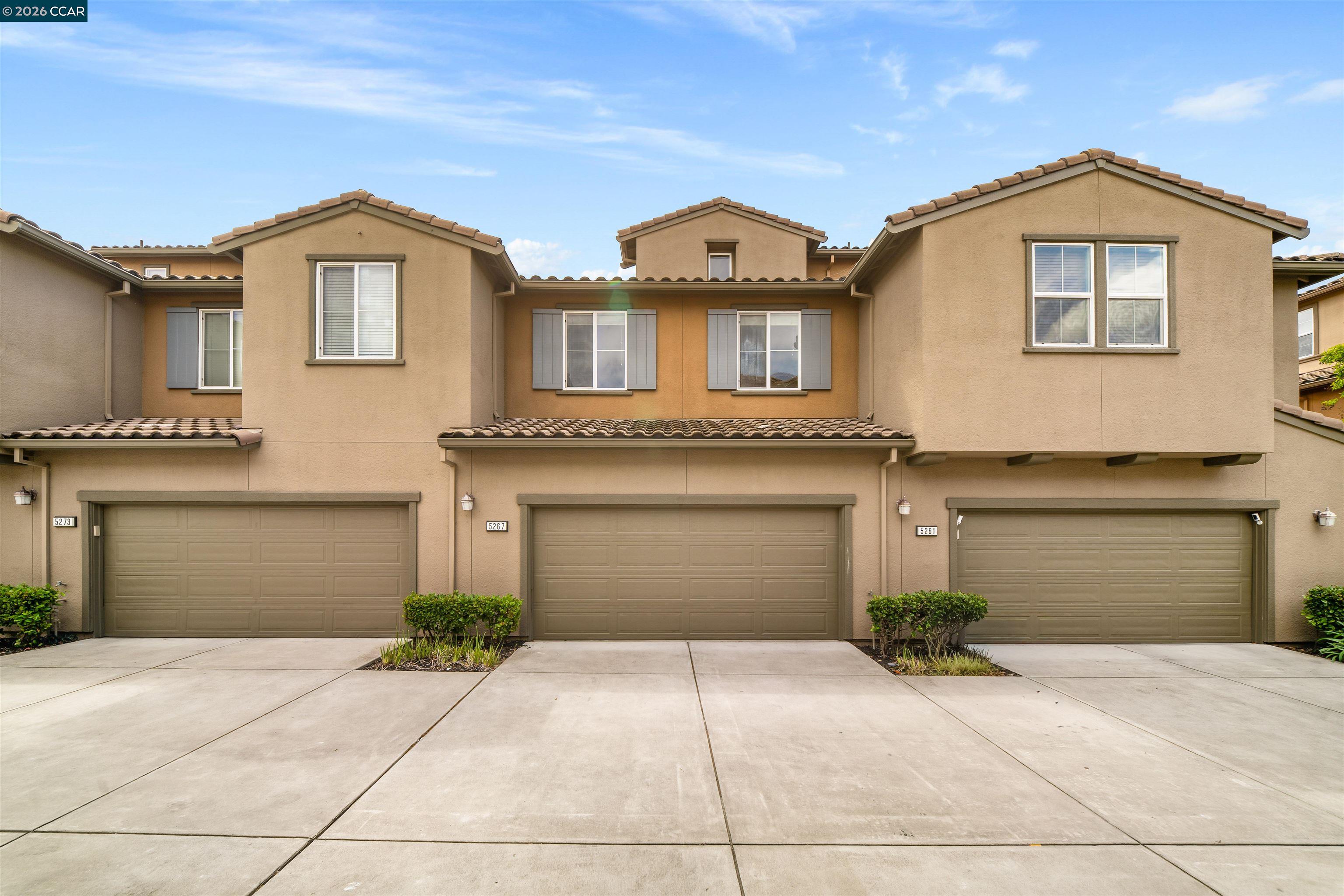 Photo #5: 41138612 Listing: Photo #5