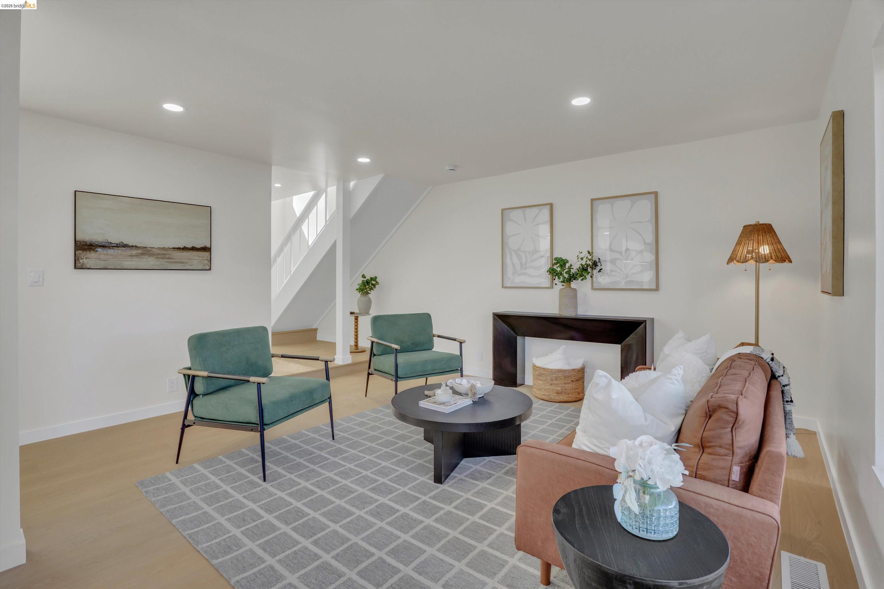 Photo #4: 41138616 Listing: Photo #4