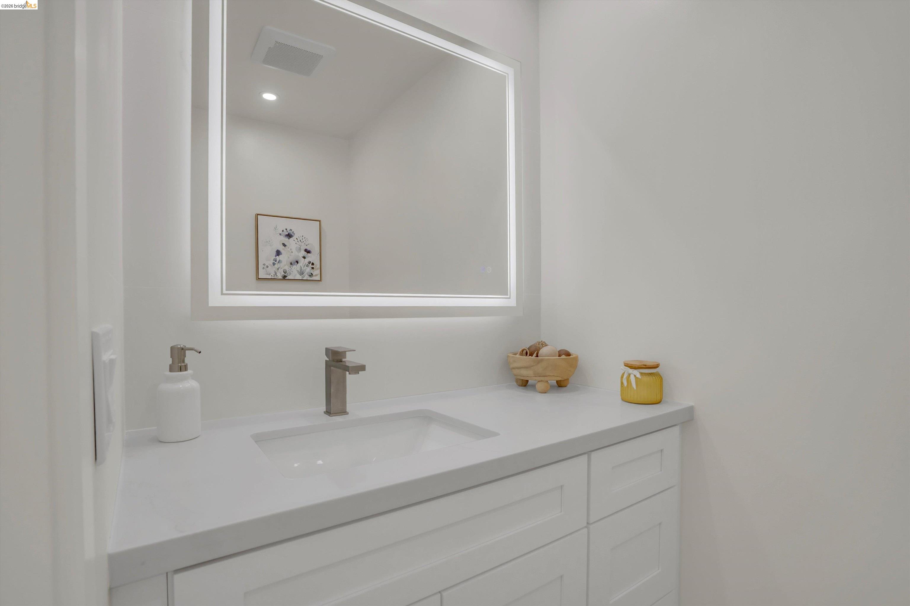 Photo #9: 41138616 Listing: Photo #9