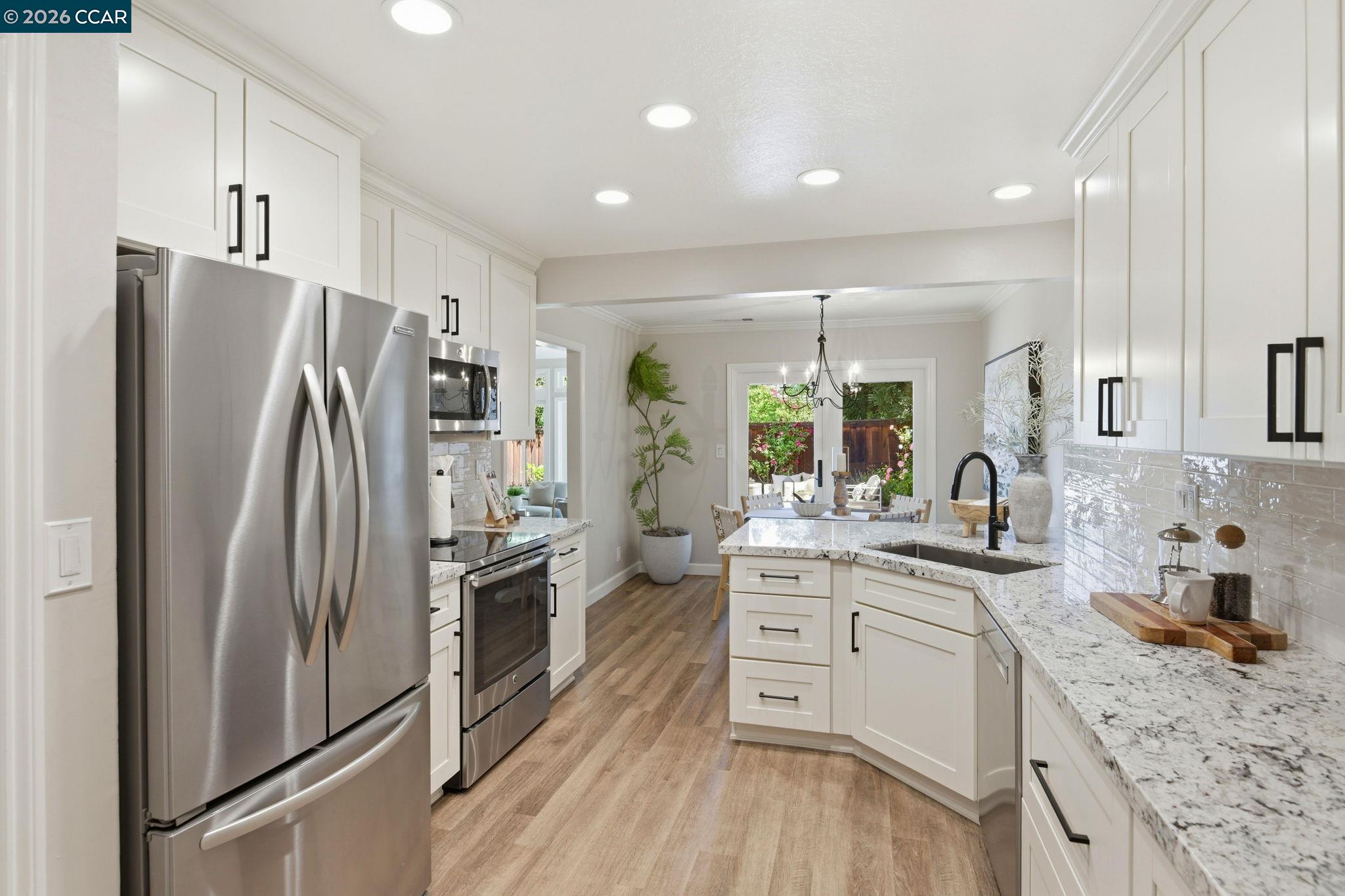 Photo #11: 41138640 Listing: Photo #11