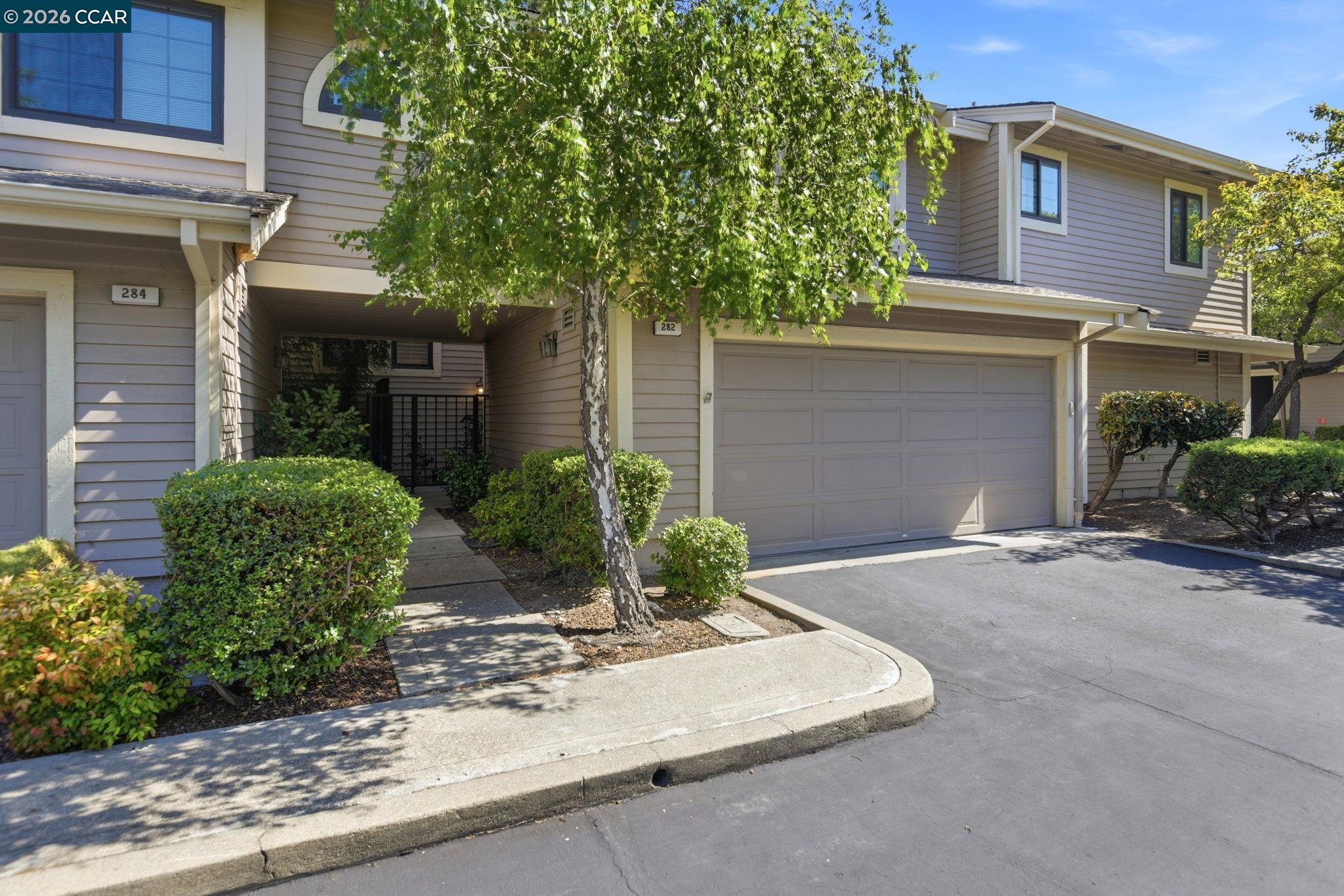 Photo #4: 41138640 Listing: Photo #4
