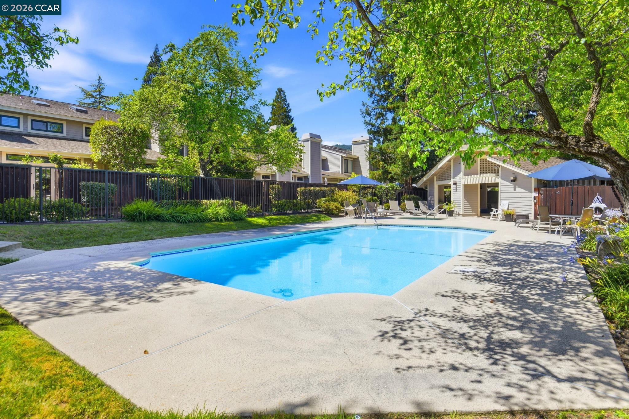 Photo #34: 41138640 Listing: Photo #34