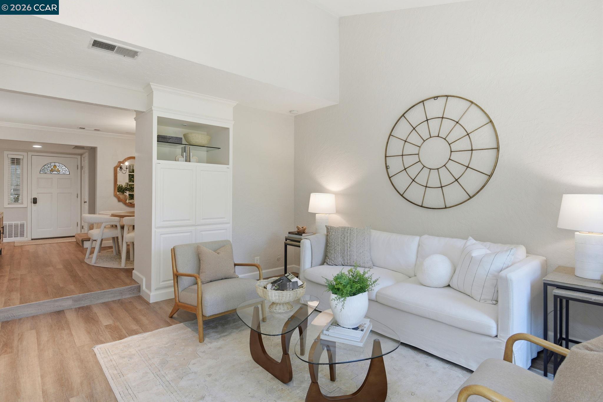 Photo #8: 41138640 Listing: Photo #8