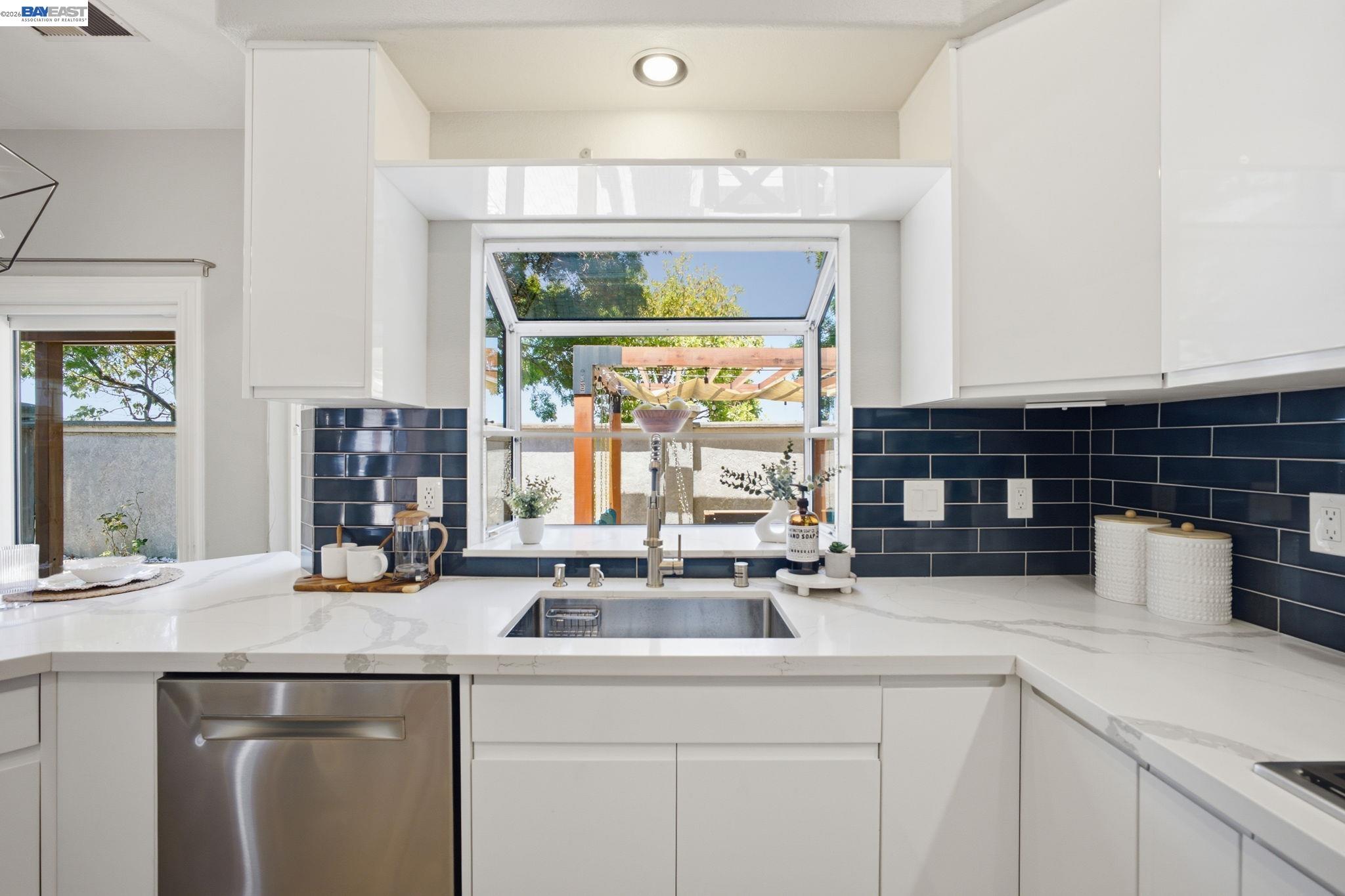 8511 Mahogany Pl, Newark CA 94560 — photo 11
