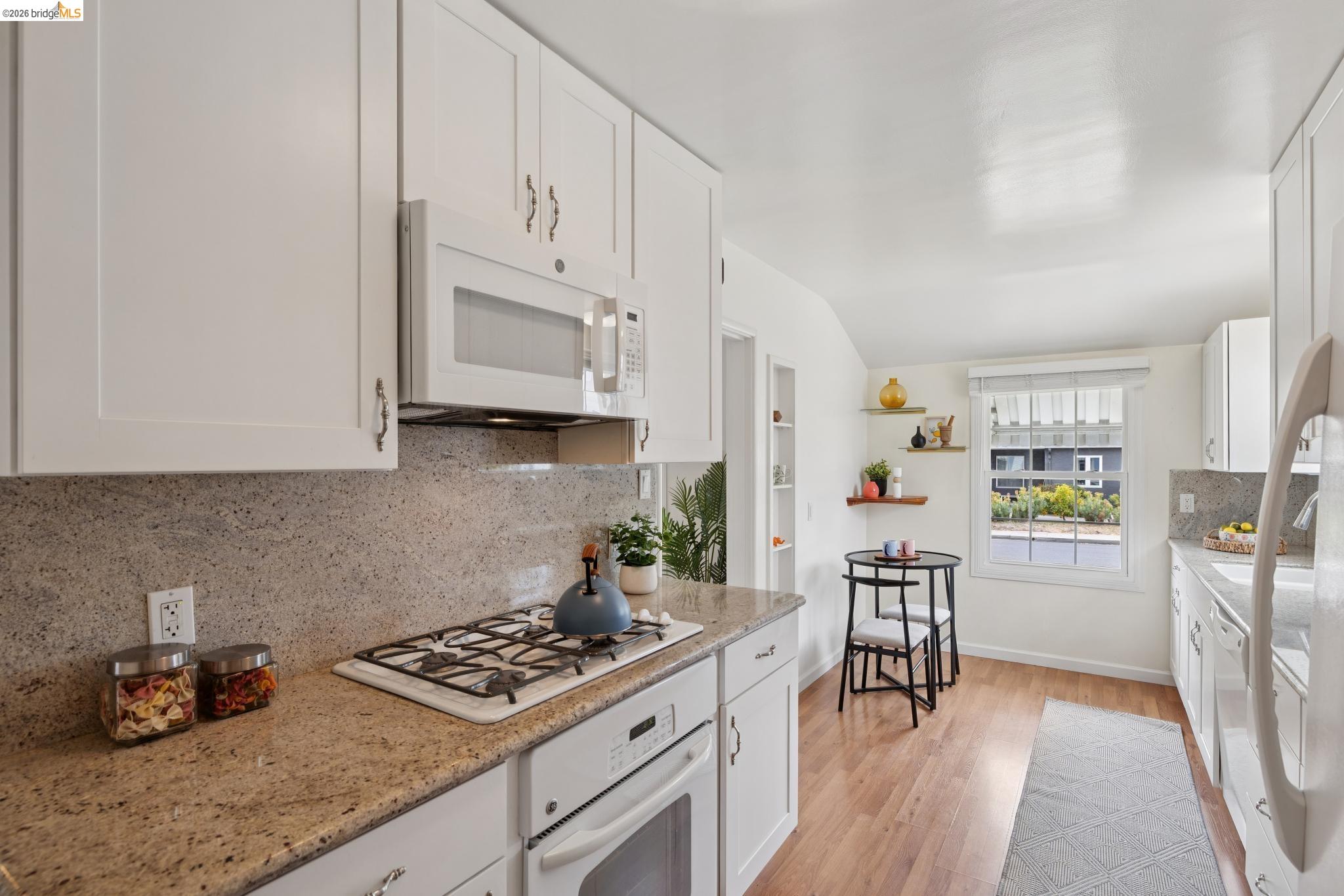 1000 Elm Ct