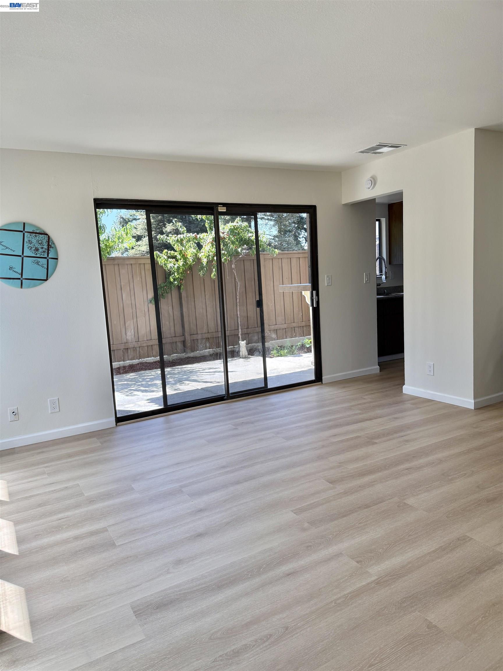 Photo #12: 41138662 Listing: Photo #12