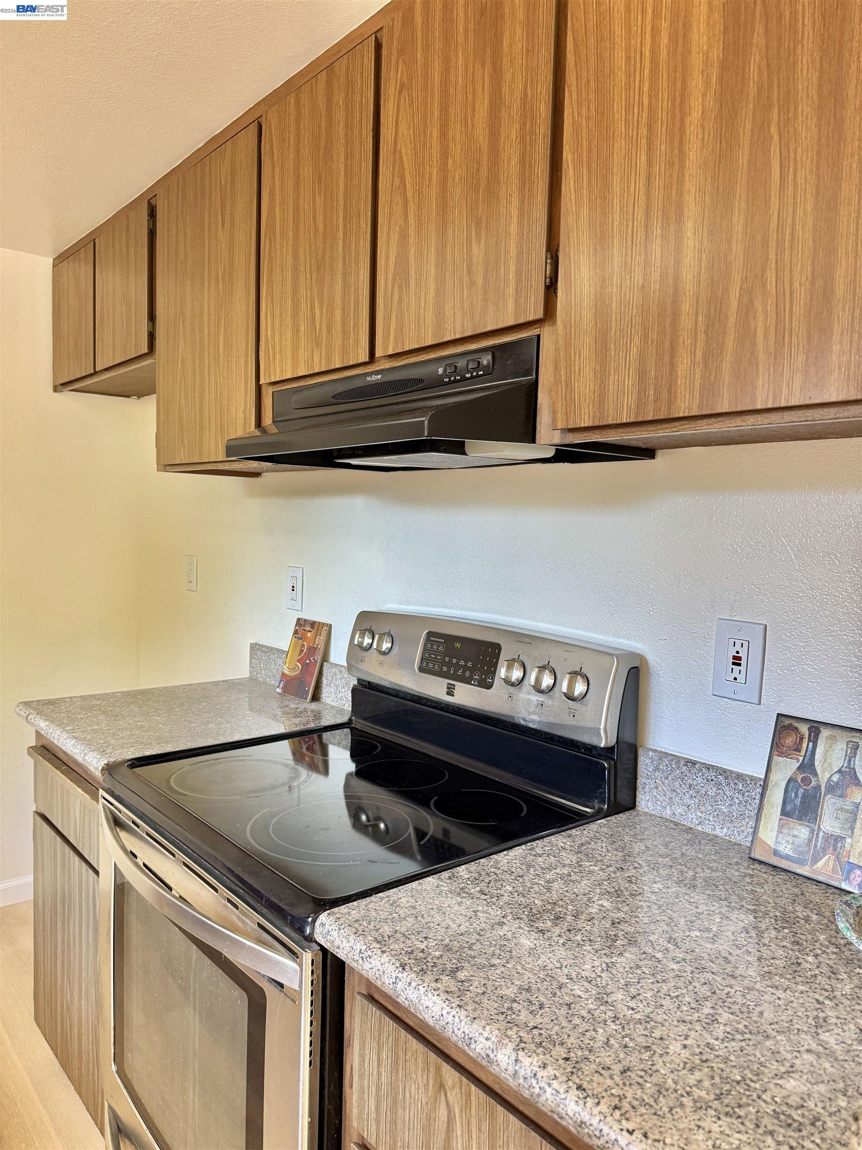 Photo #6: 41138662 Listing: Photo #6