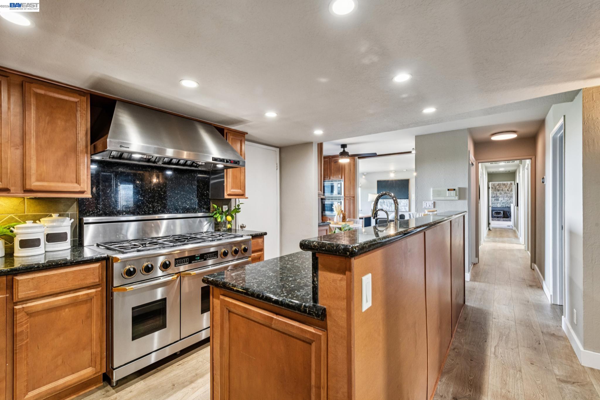 15 Surmont Ct, Lafayette CA 94549 — photo 17