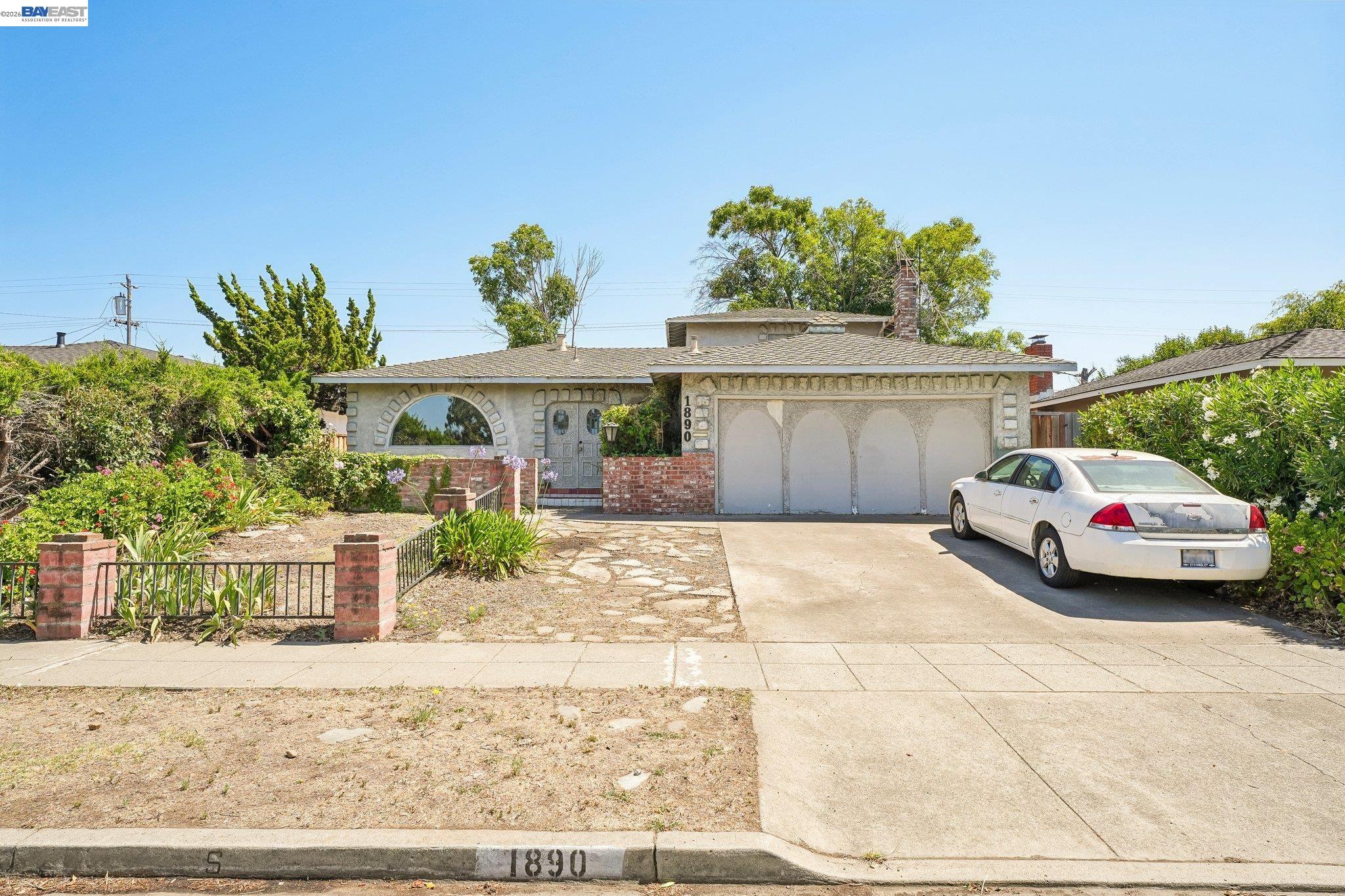 Front Image Thumbnail for BE41138681