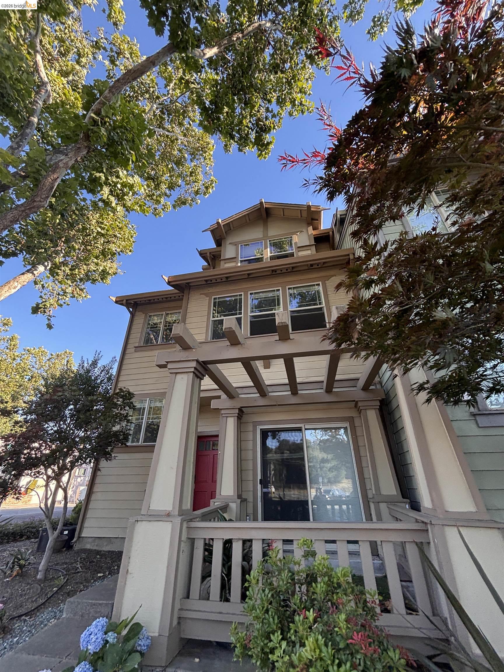 Photo #2: 41138701 Listing: Photo #2
