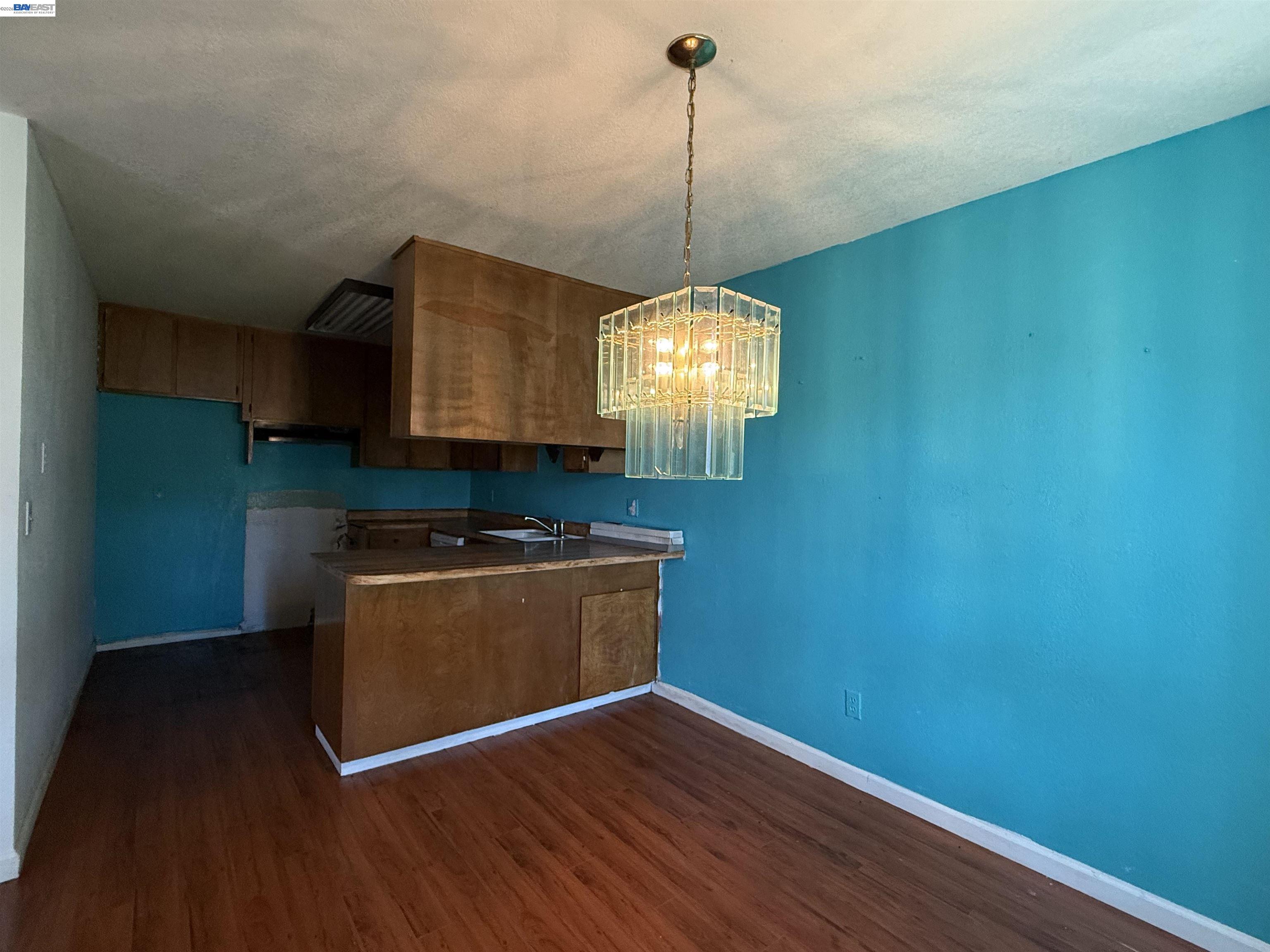 Photo #12: 41138703 Listing: Photo #12