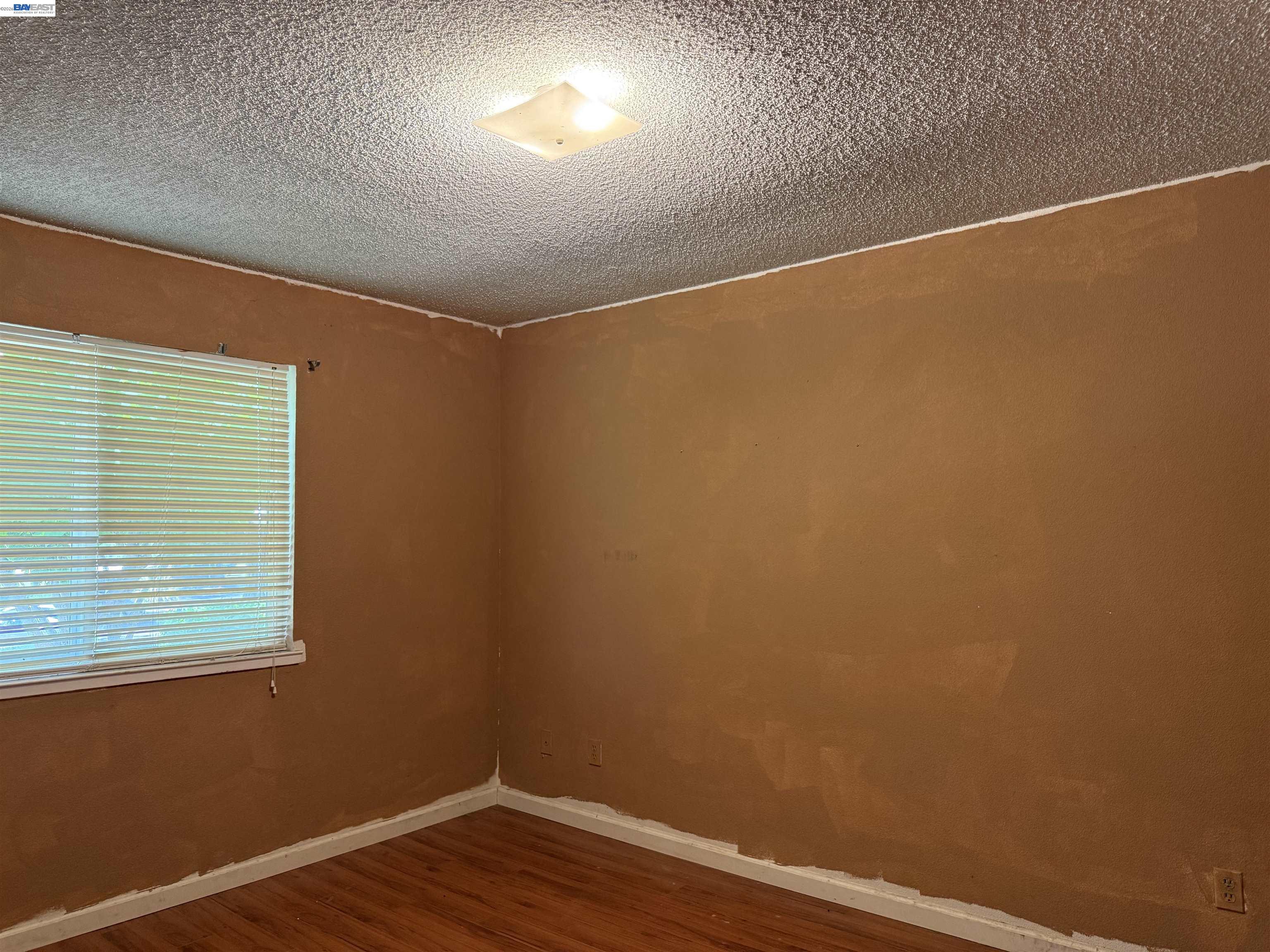 Photo #16: 41138703 Listing: Photo #16