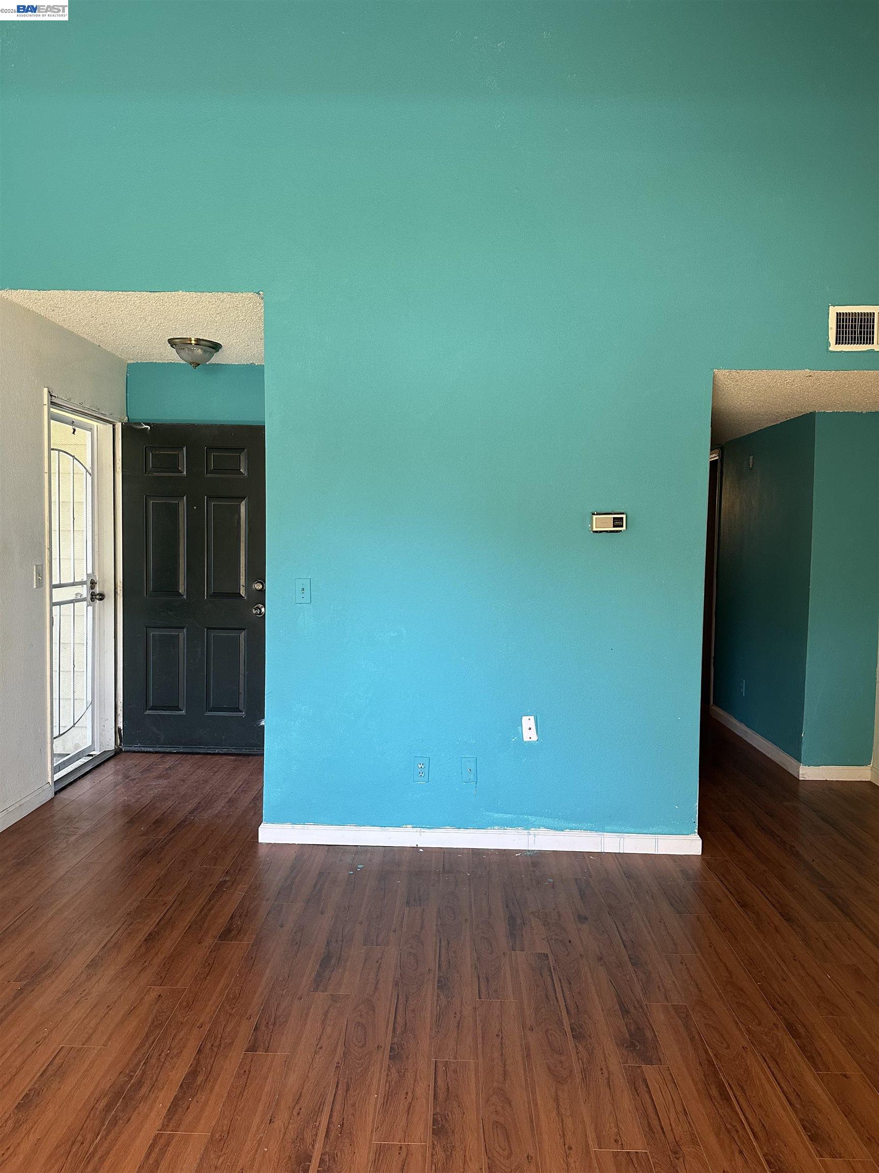 Photo #7: 41138703 Listing: Photo #7