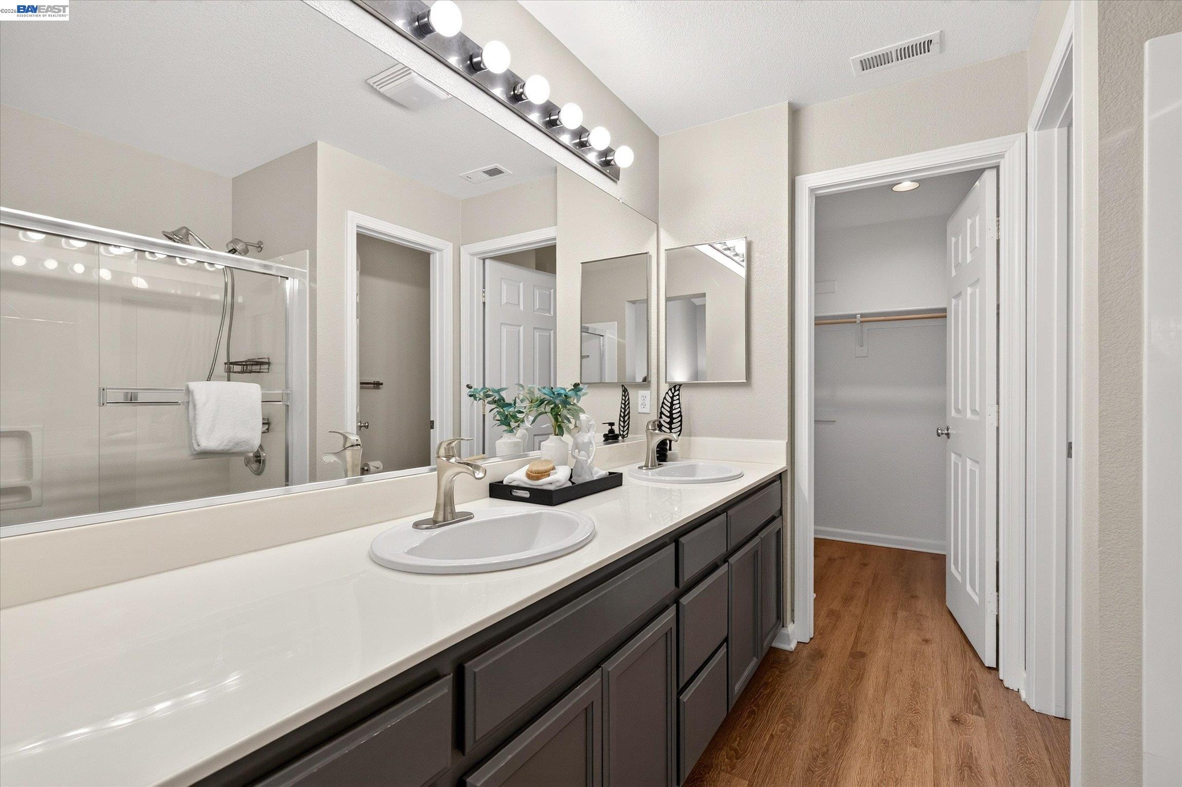 Photo #26: 41138715 Listing: Photo #26