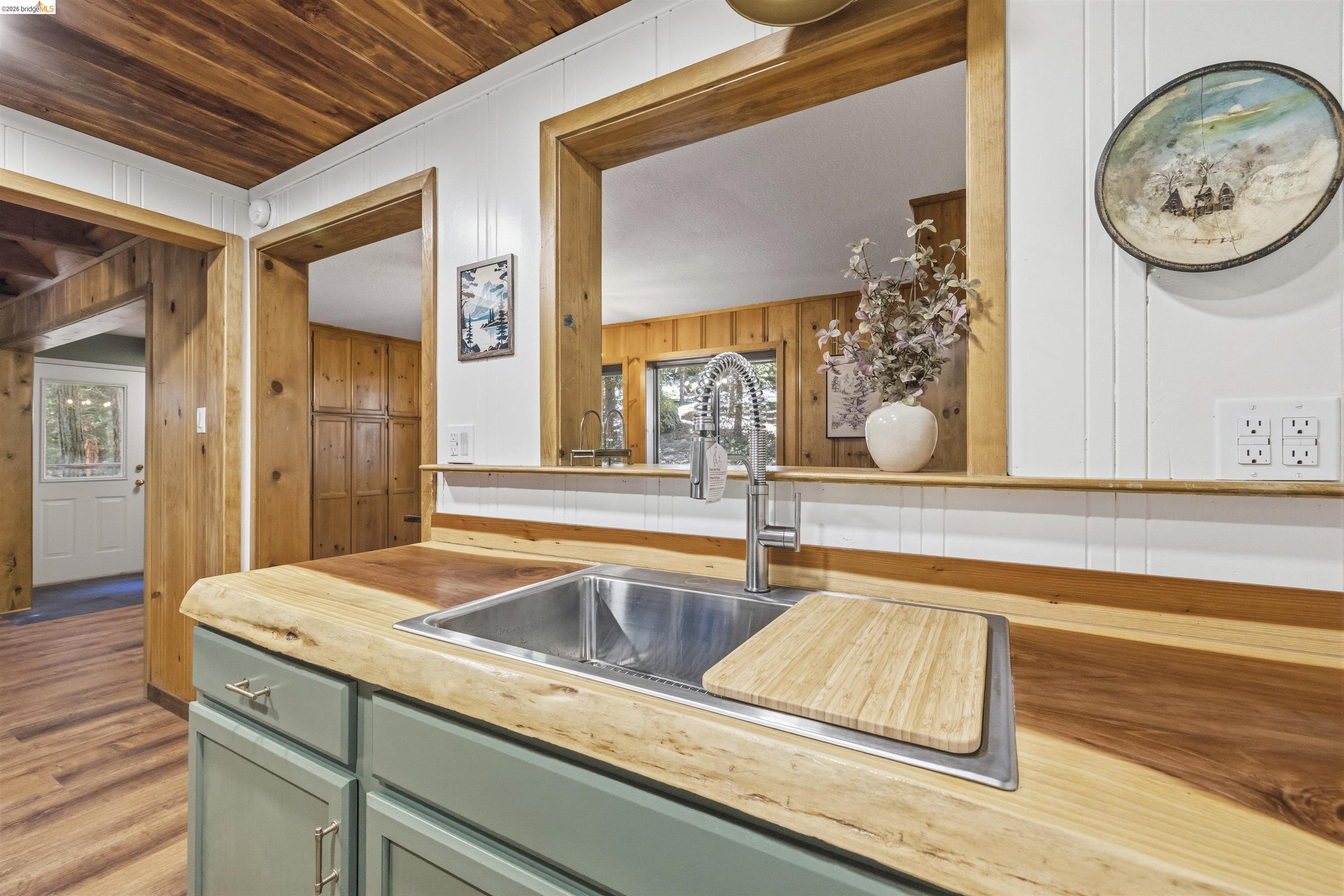 28400 River Dr, Strawberry CA 95375 — photo 7