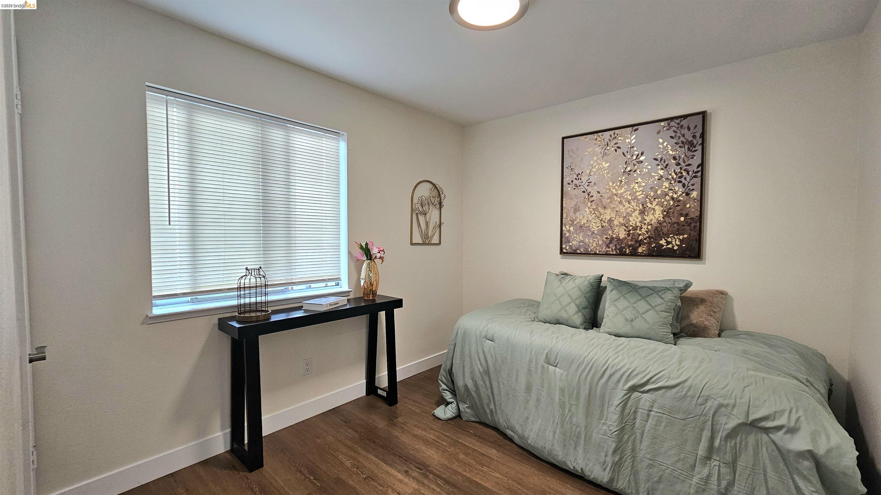 Photo #8: 41138732 Listing: Photo #8