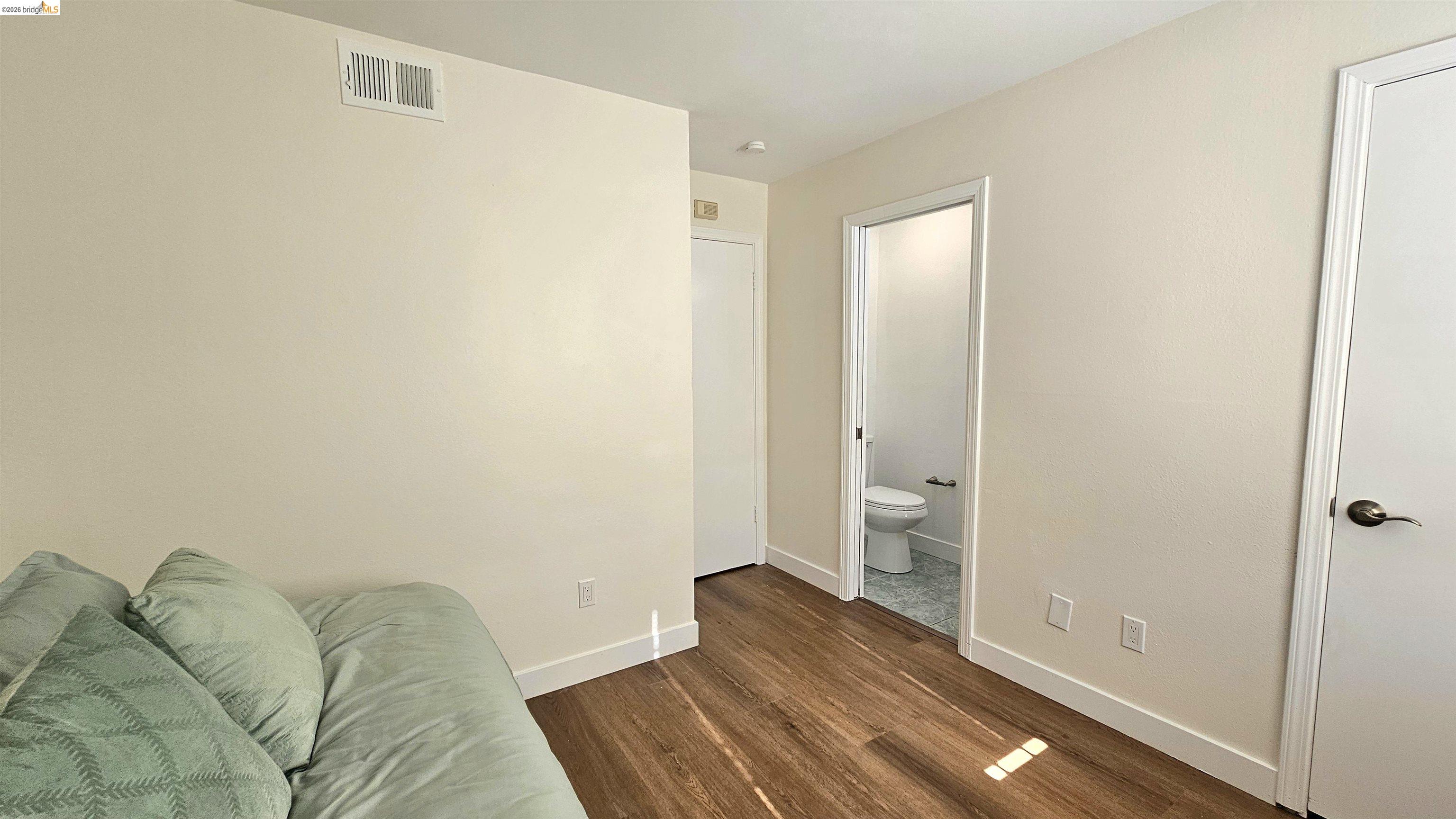 Photo #9: 41138732 Listing: Photo #9