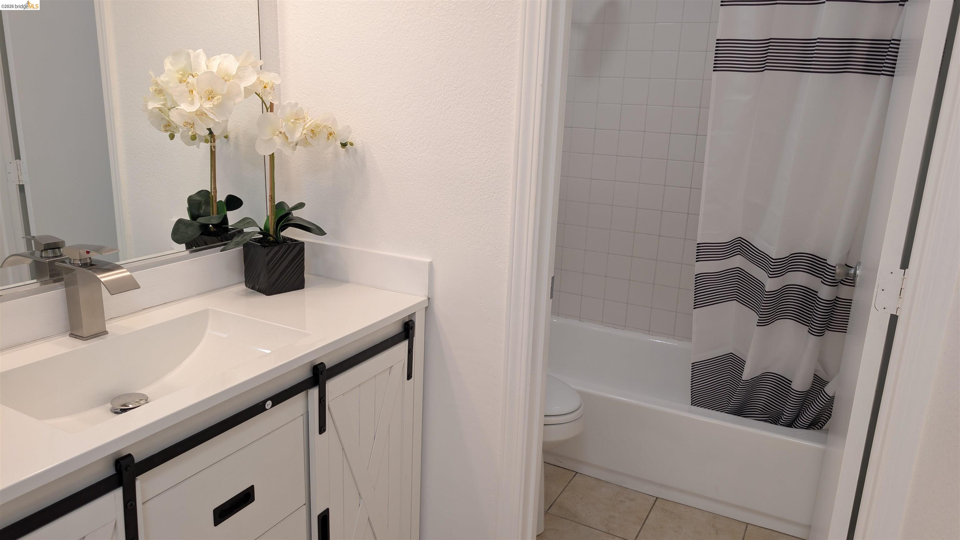 Photo #15: 41138742 Listing: Photo #15