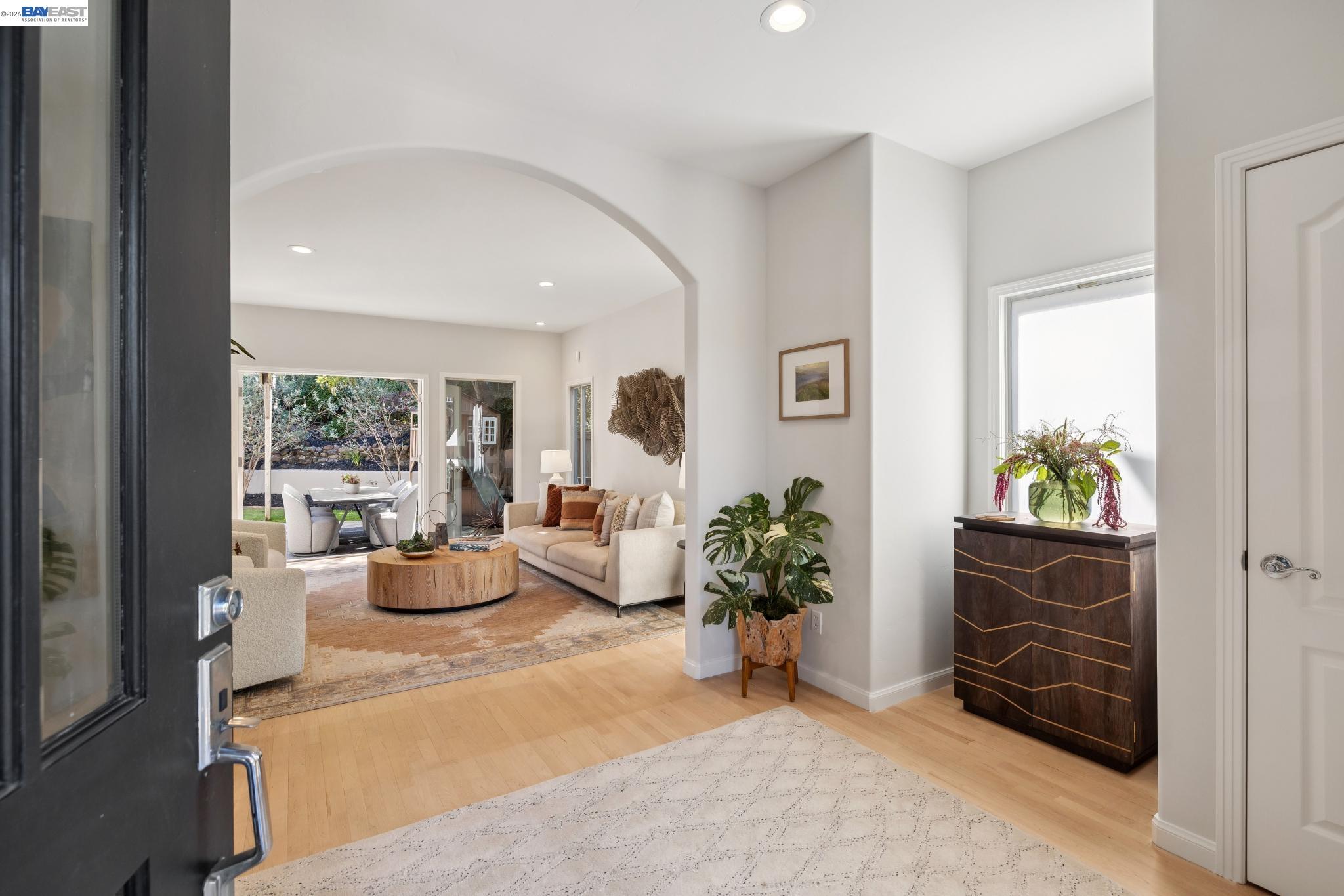 1028 AQUARIUS WAY, Oakland CA 94611 — photo 11