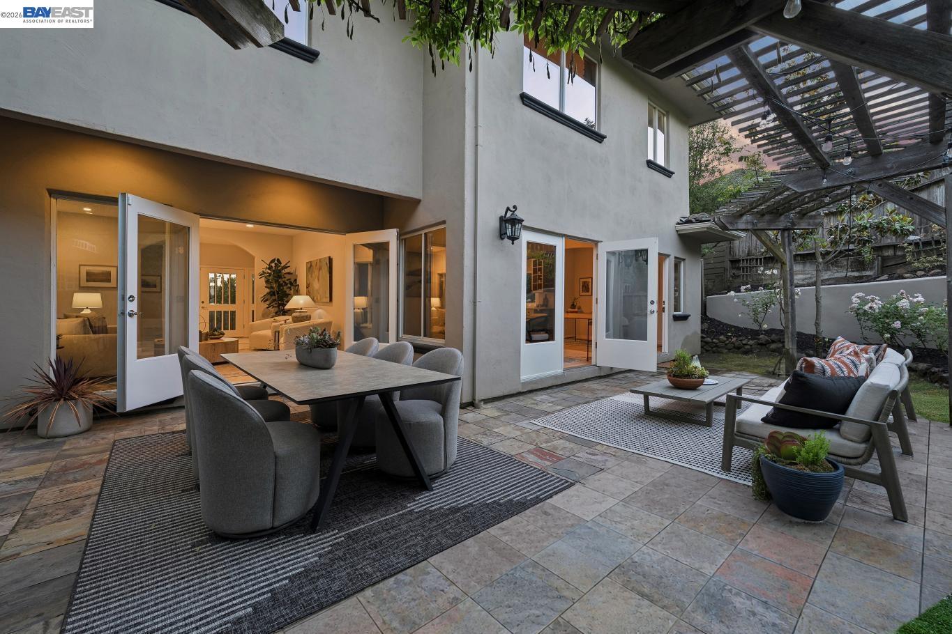1028 AQUARIUS WAY, Oakland CA 94611 — photo 18