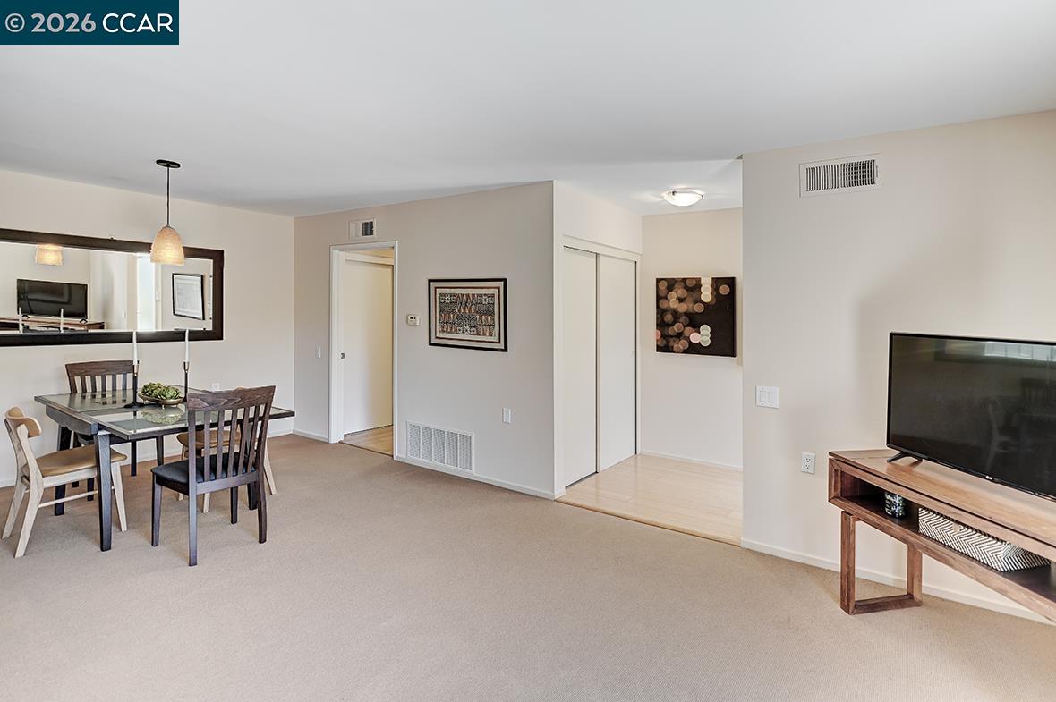 Photo #13: 41138756 Listing: Photo #13