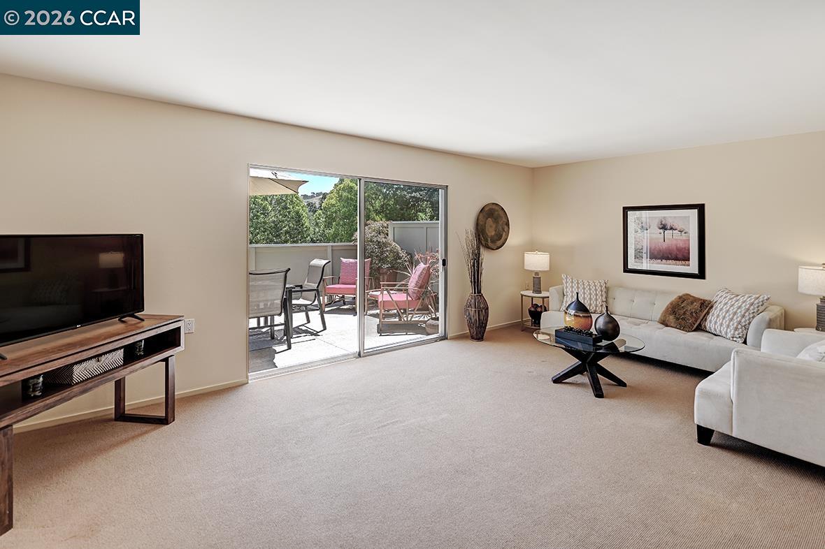 Photo #9: 41138756 Listing: Photo #9