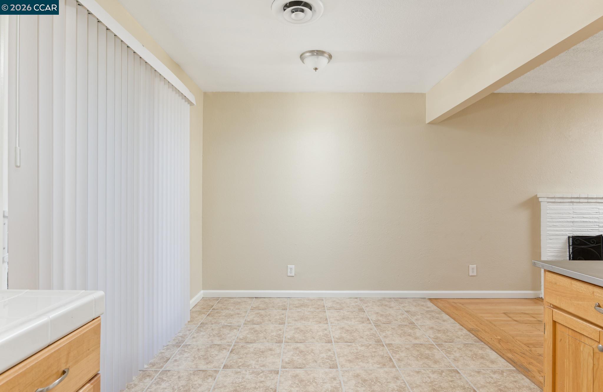 1967 Whitman Way, Sacramento CA 95822 — photo 7