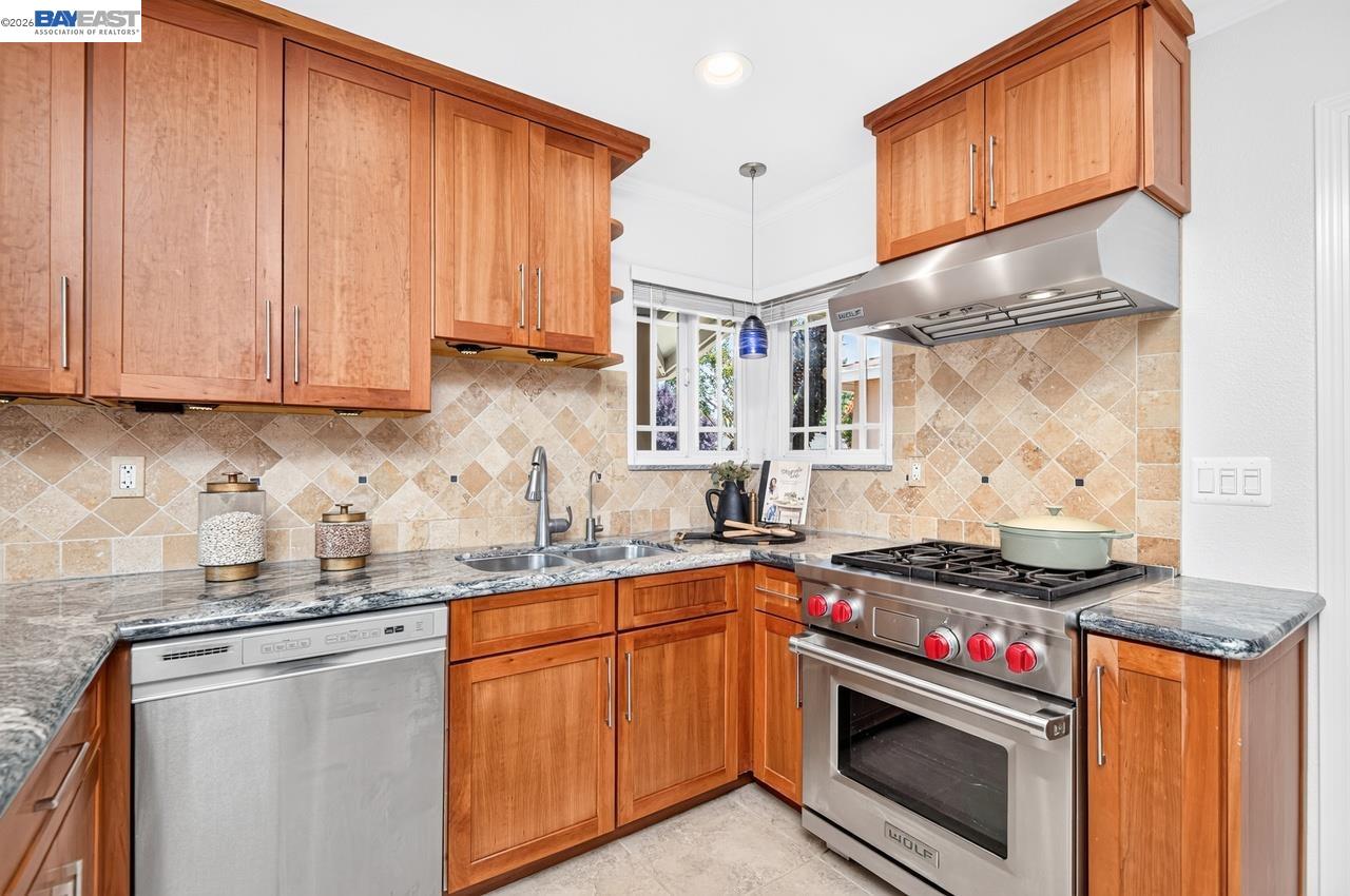 6252 Robin Ct, Pleasanton CA 94588 — photo 11