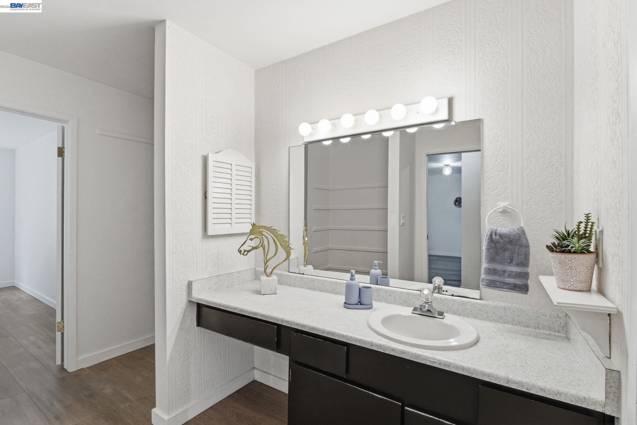 Photo #13: 41138762 Listing: Photo #13