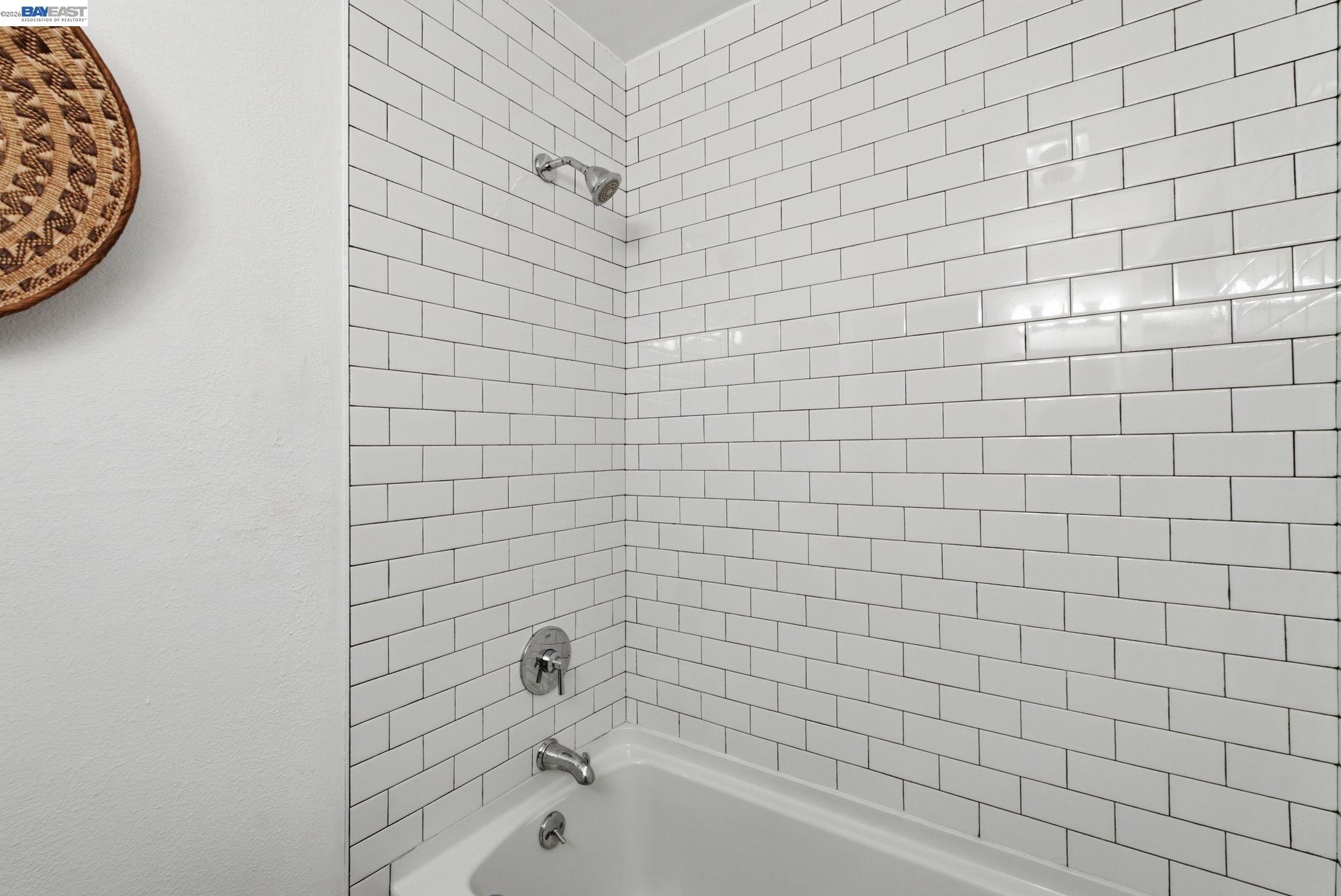 Photo #16: 41138762 Listing: Photo #16