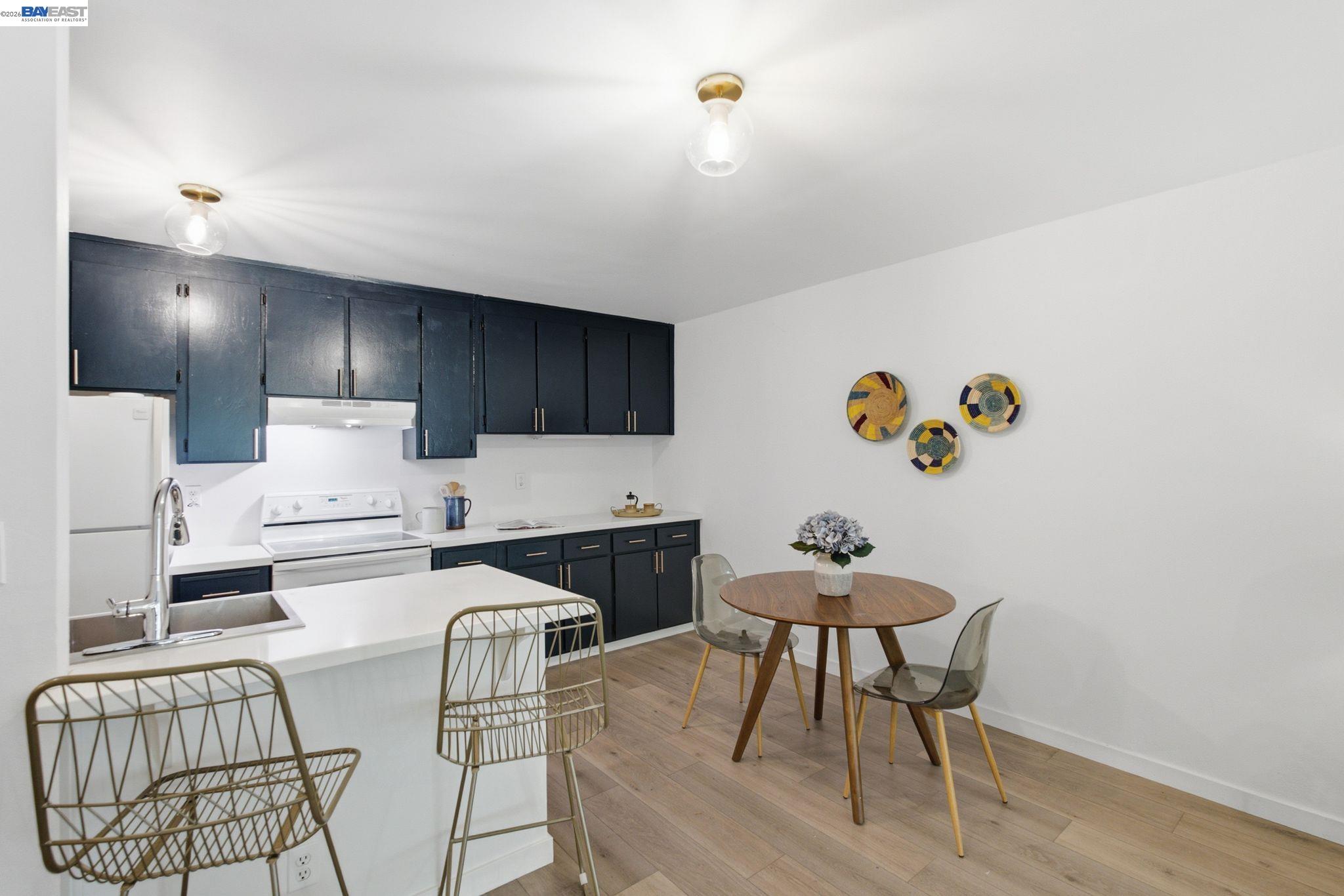Photo #7: 41138762 Listing: Photo #7