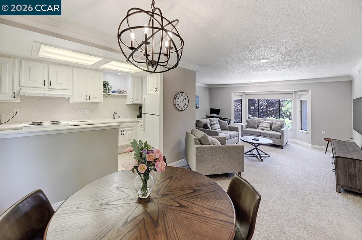 Photo #7: 41138765 Listing: Photo #7