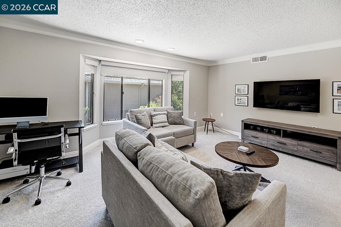 Photo #9: 41138765 Listing: Photo #9