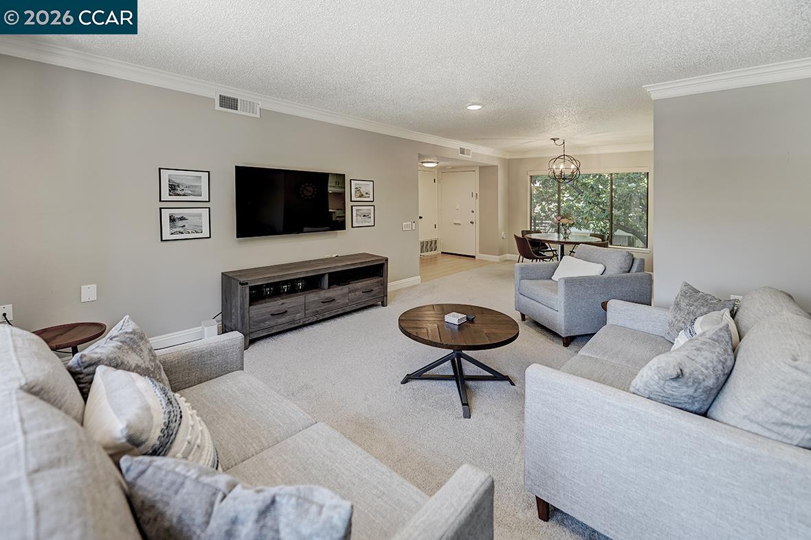 Photo #10: 41138765 Listing: Photo #10