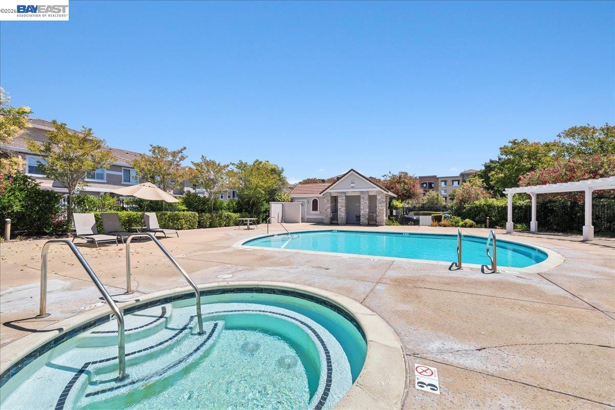 Photo #43: 41138774 Listing: Photo #43