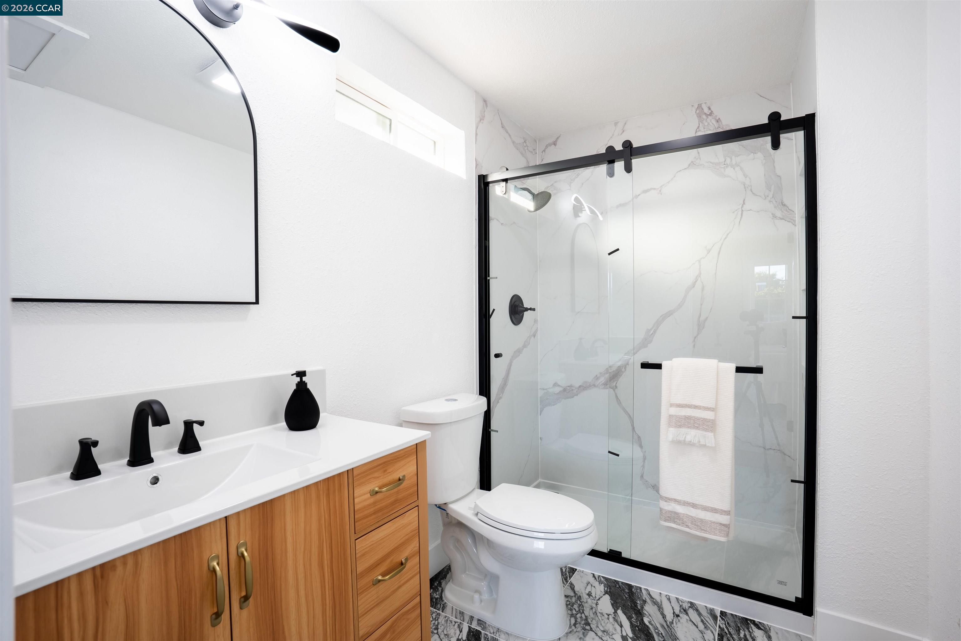 5915 San Pablo, Oakland CA 94608 — photo 37