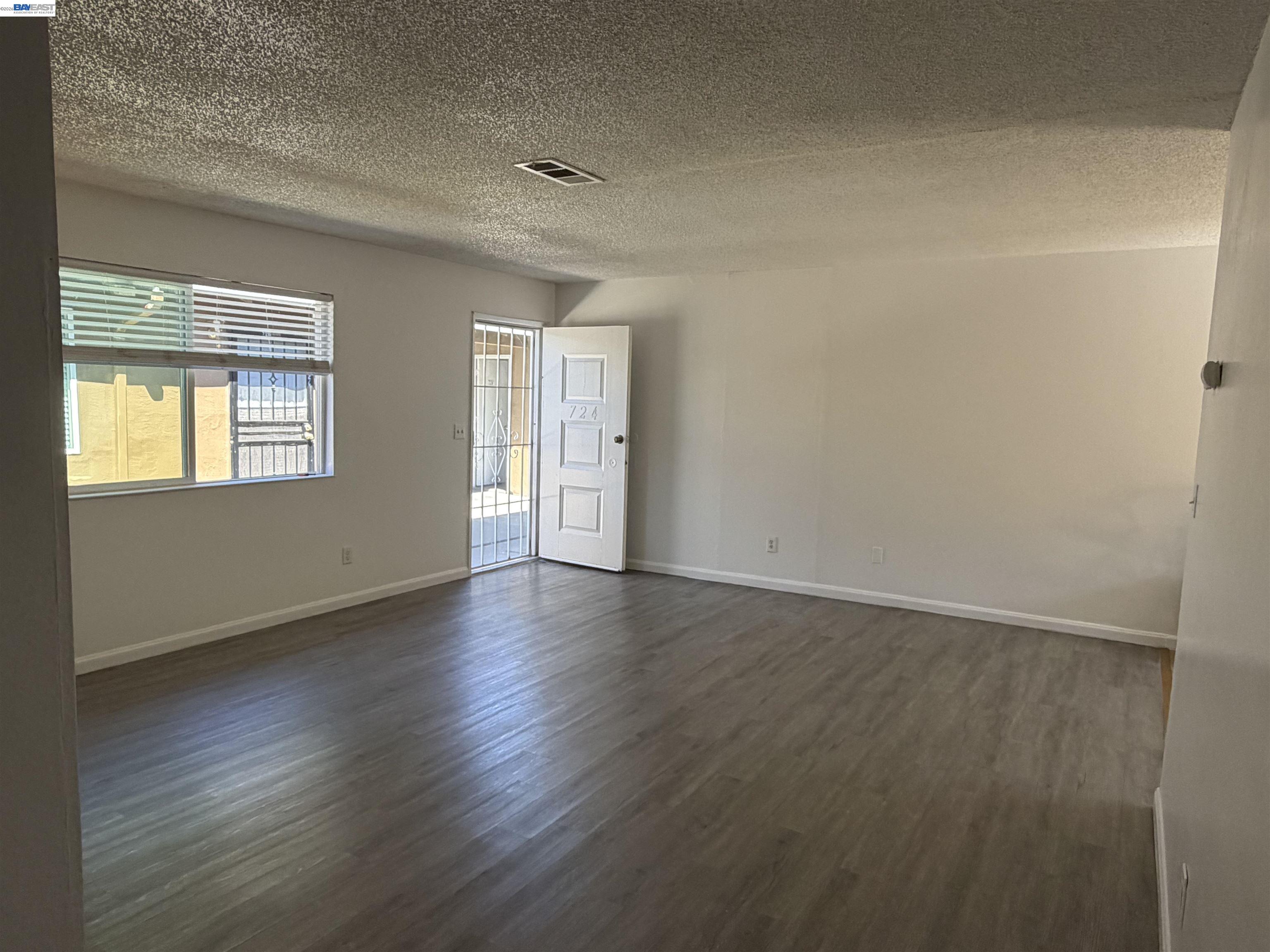 722 E Swain Rd, Stockton CA 95207 — photo 6