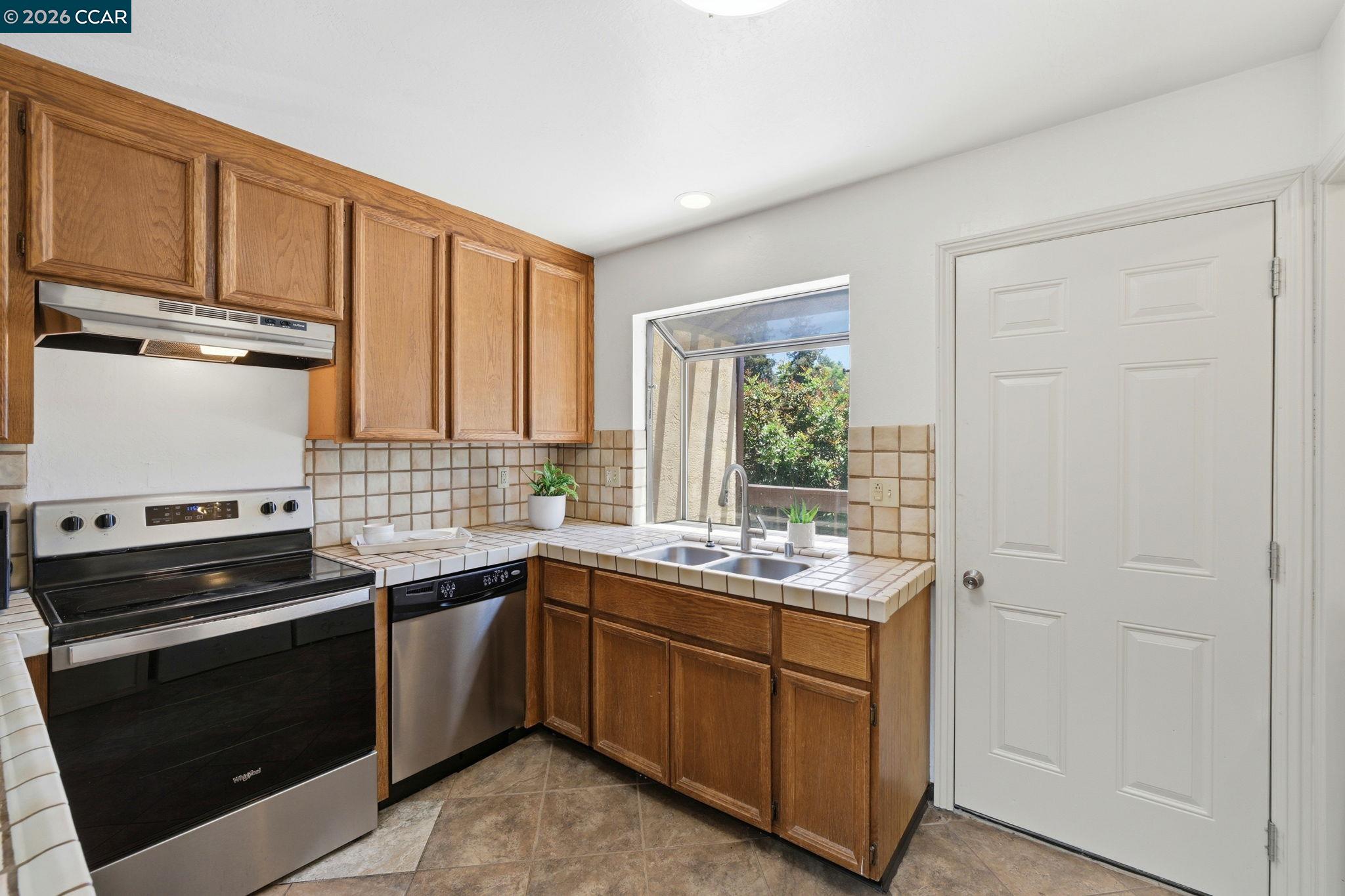 4805 Clayton Rd # 12, Concord CA 94521 — photo 10