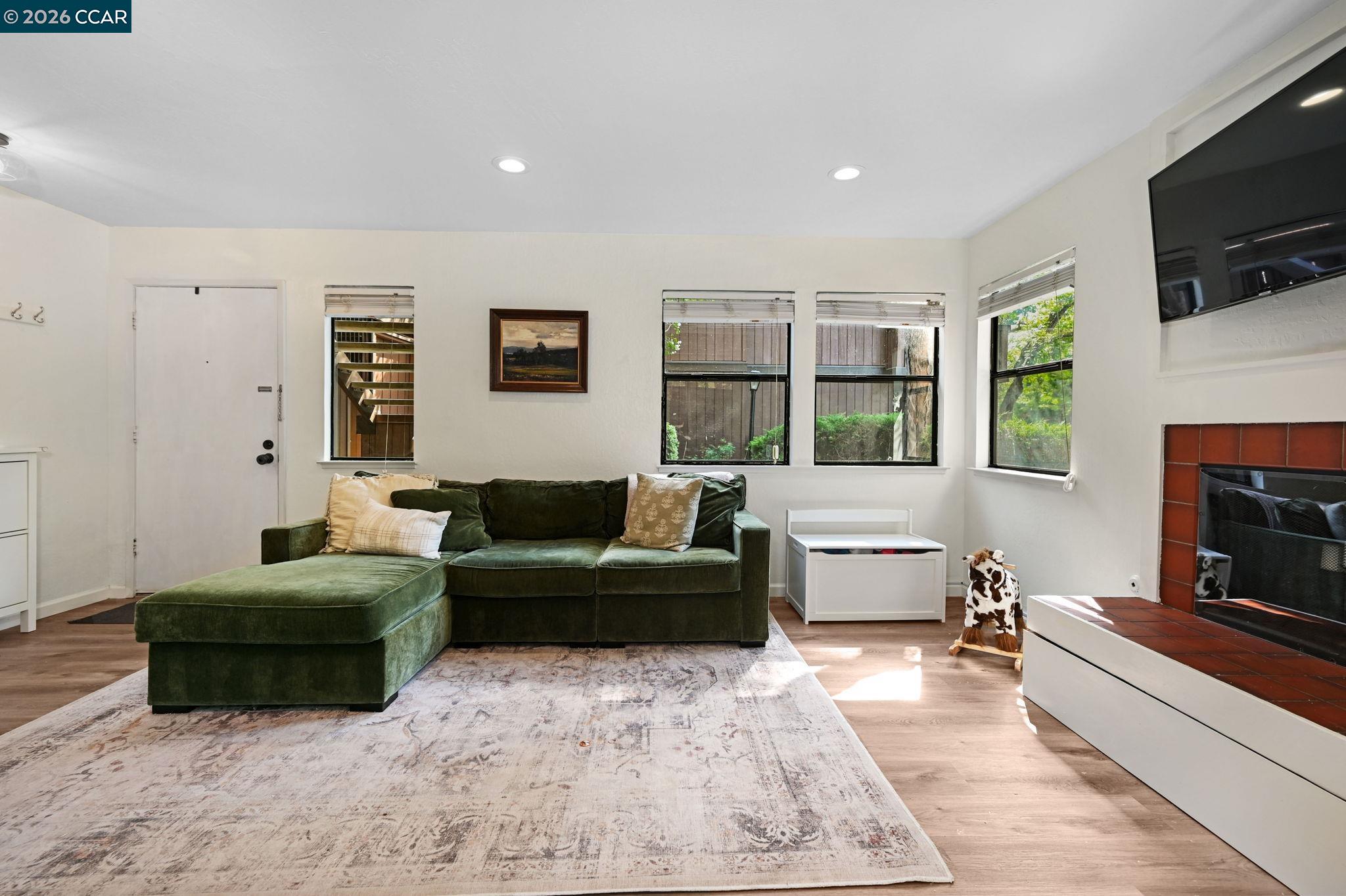 820 Camelback Place, Pleasant Hill CA 94523 — photo 4